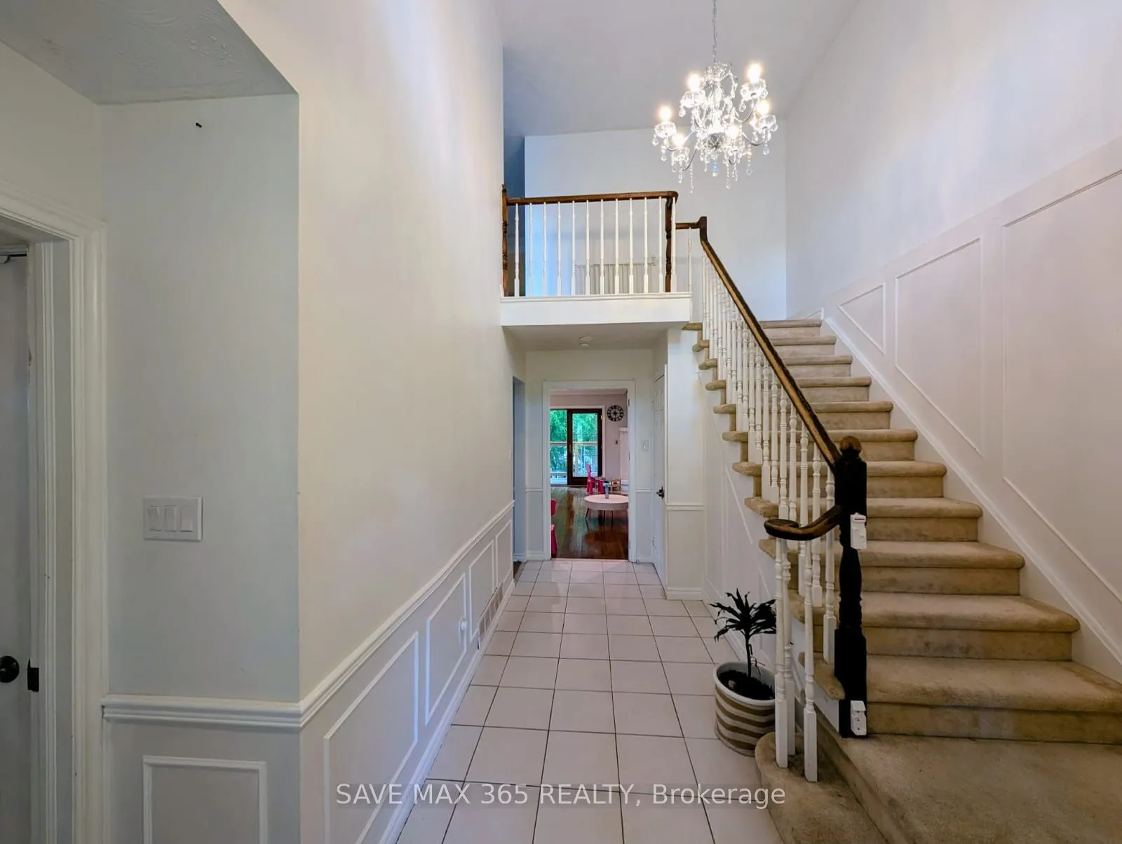 2238 Leominster Drive