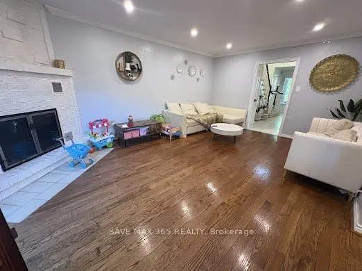 2238 Leominster Drive