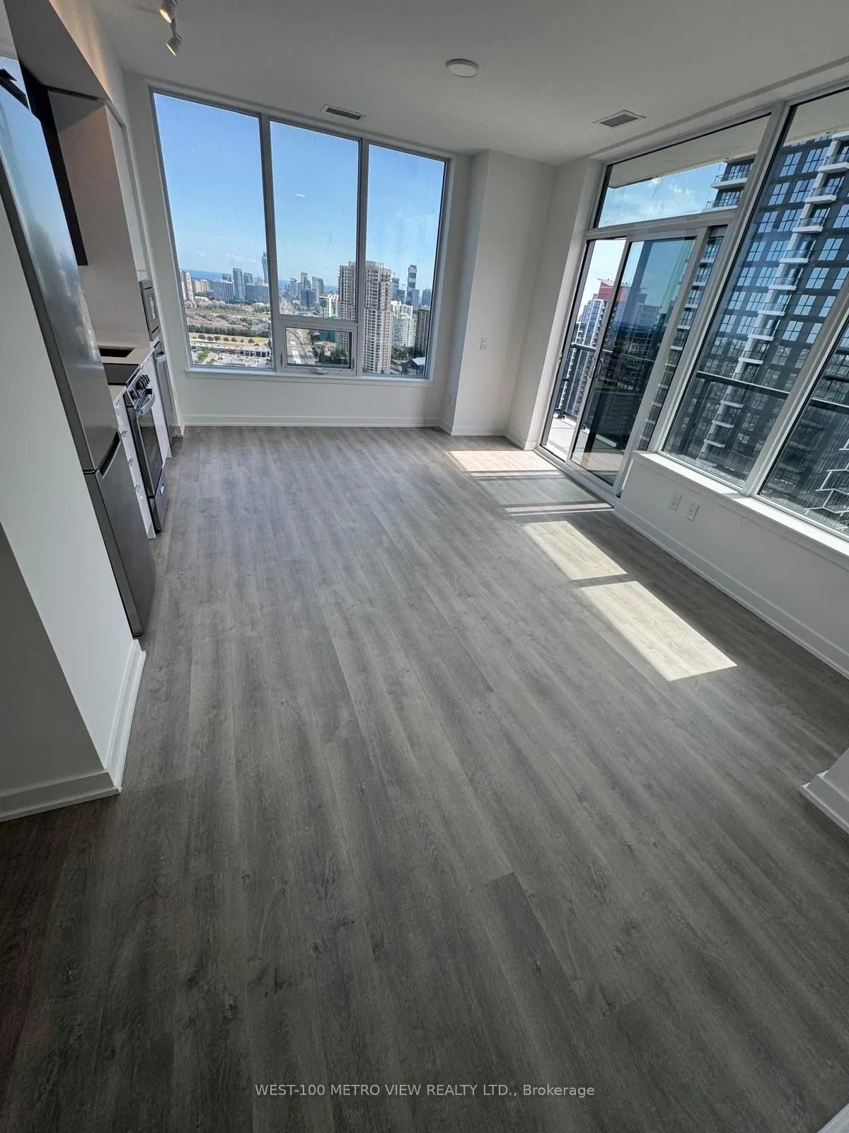 5105 Hurontario Street, #2505