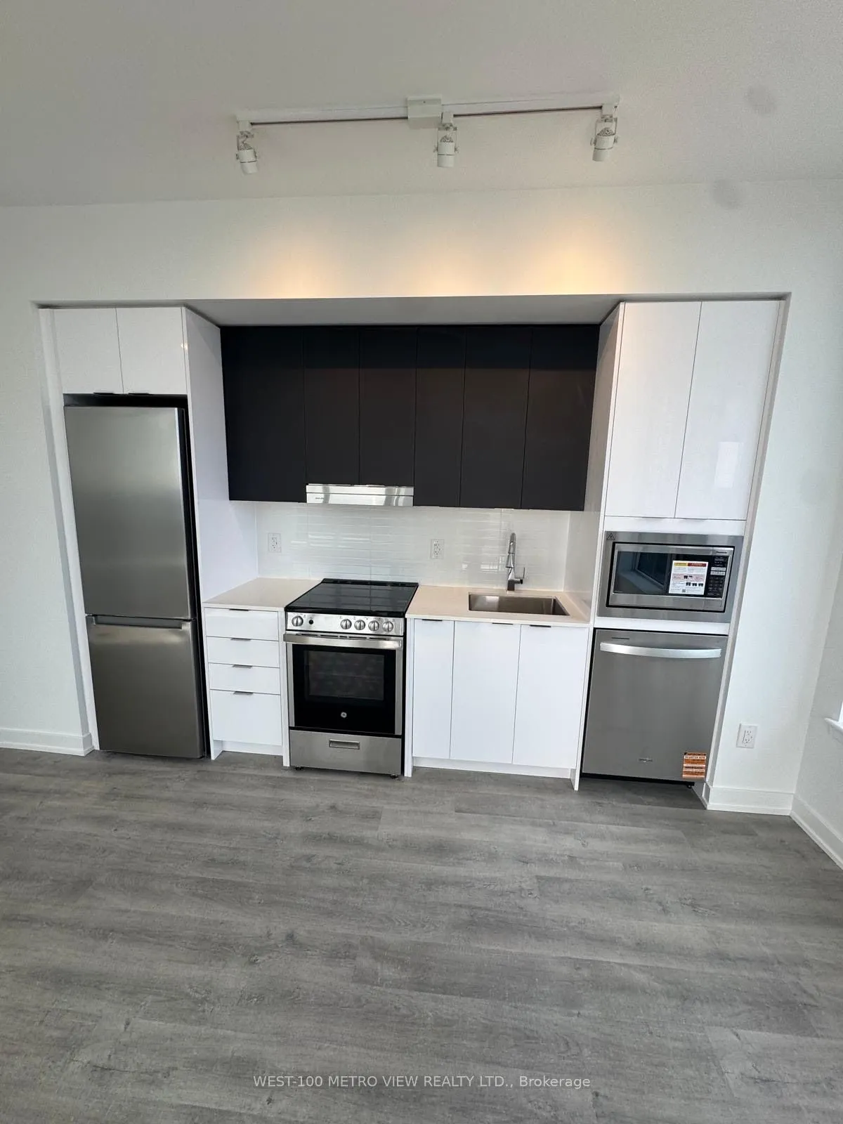 5105 Hurontario Street, #2505