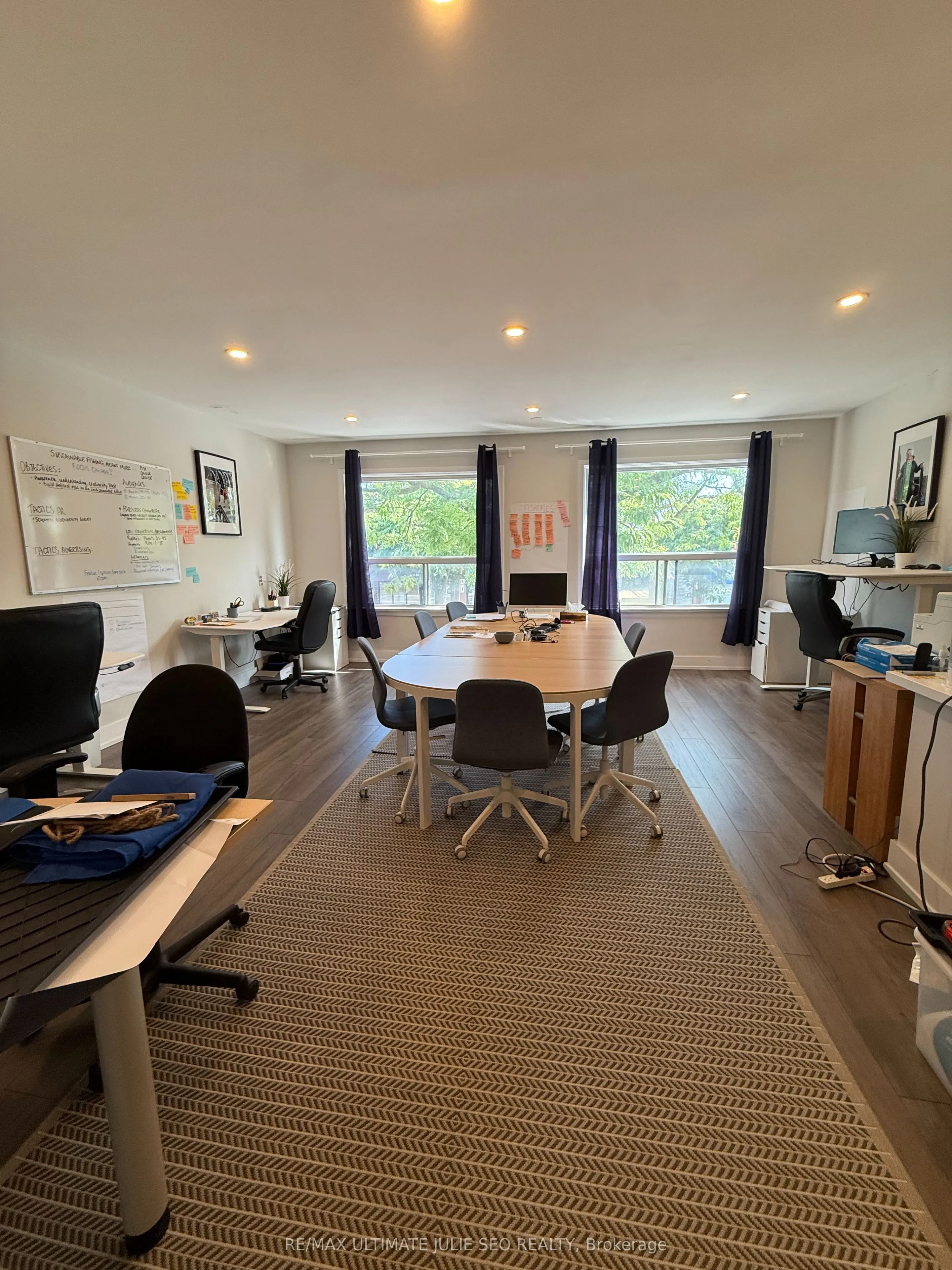 2318 Bloor Street W, #2nd floor