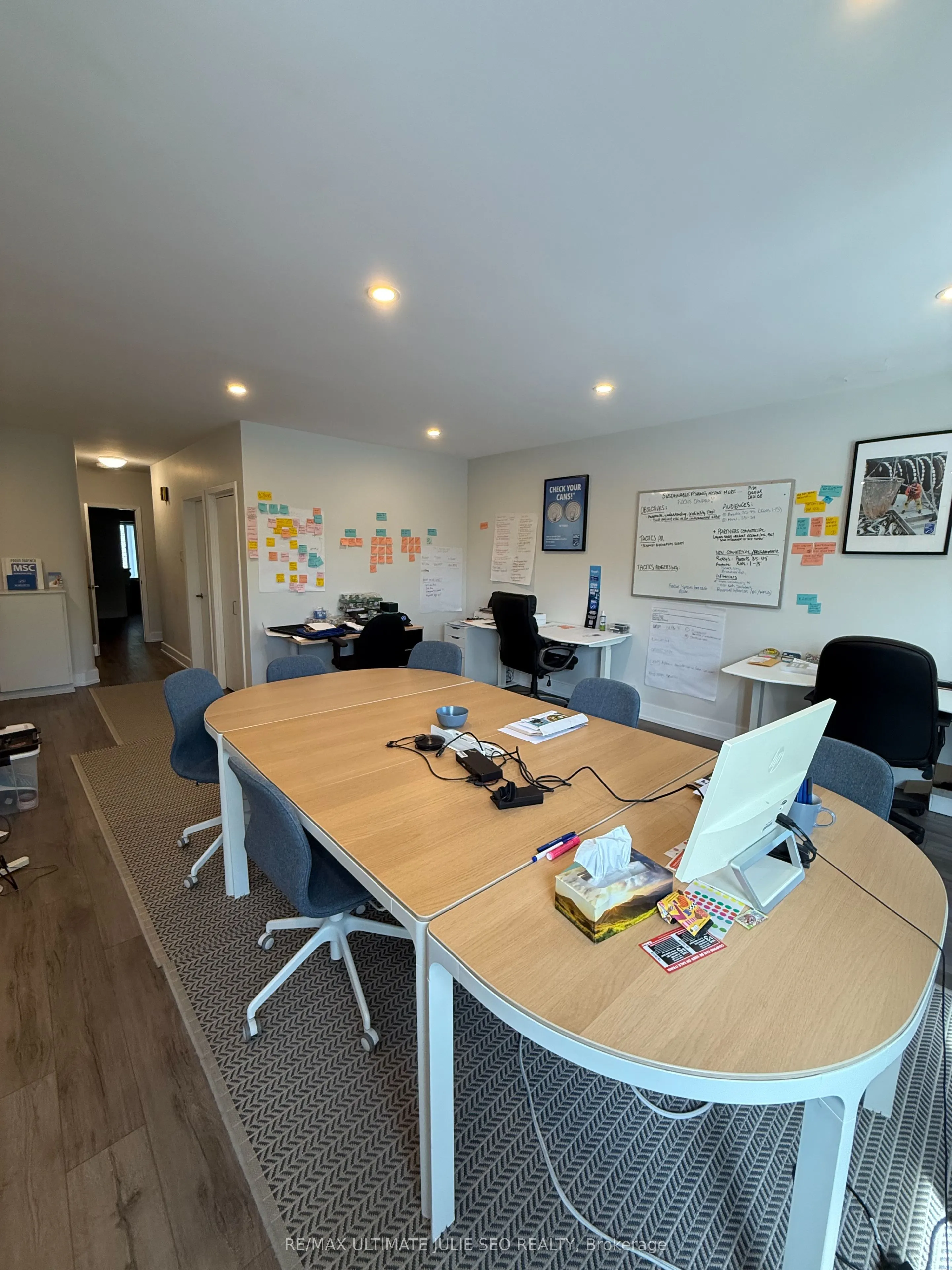 2318 Bloor Street W, #2nd floor