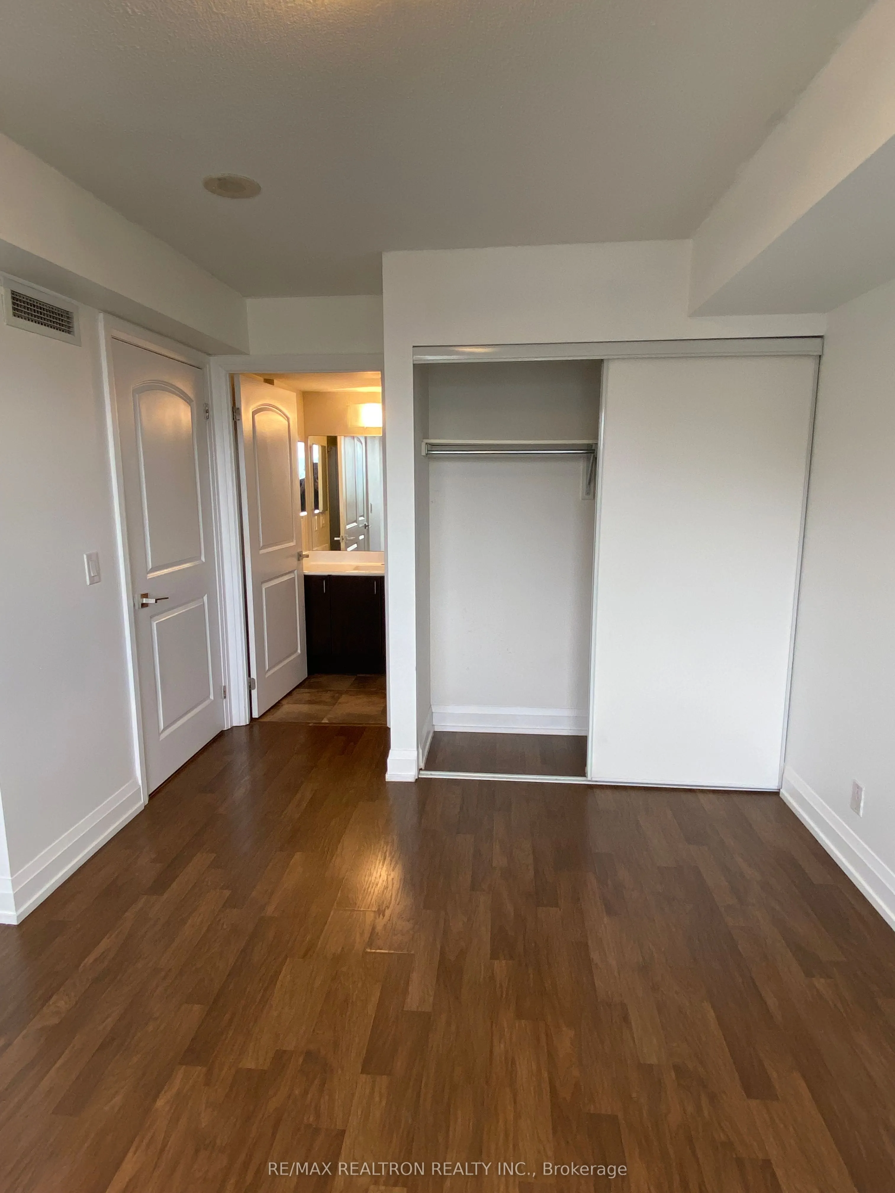 1070 Sheppard Avenue W, #1201