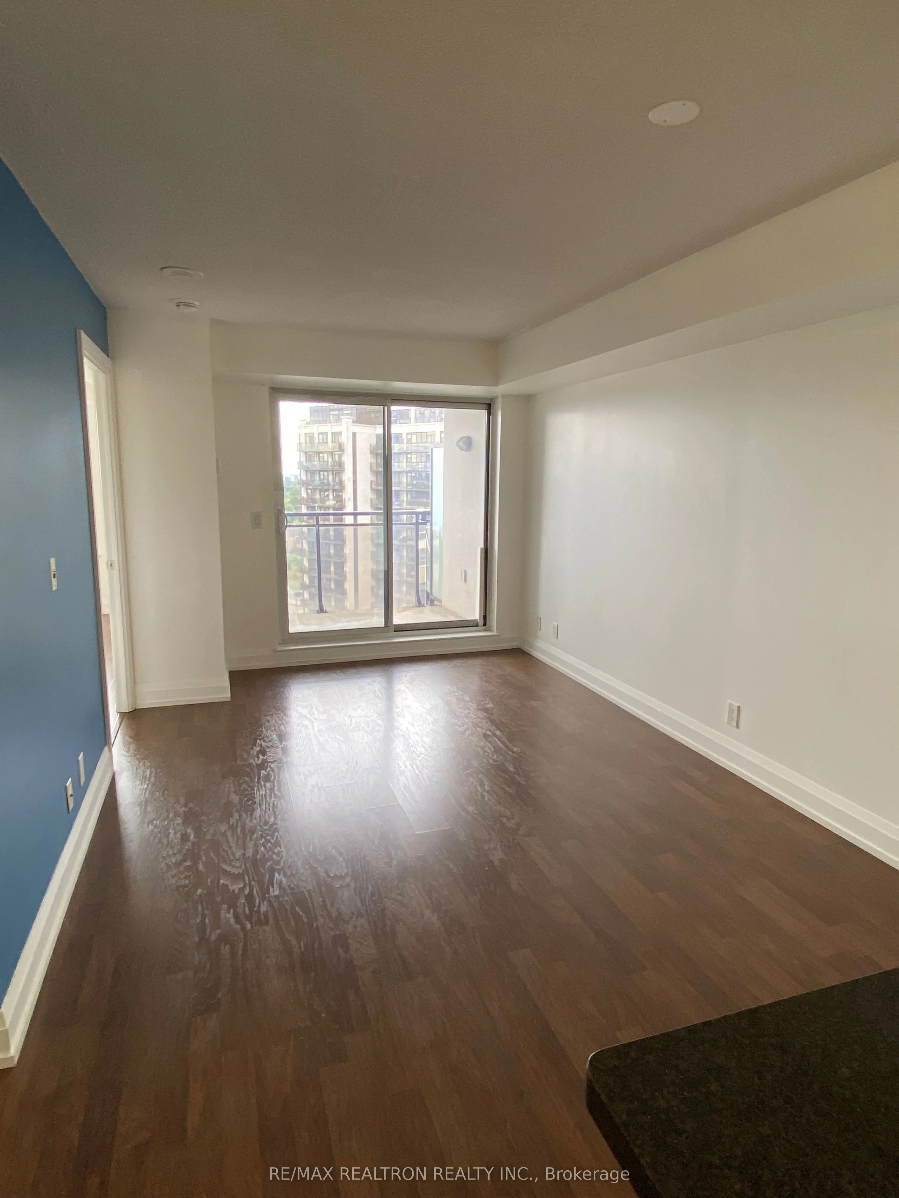 1070 Sheppard Avenue W, #1201