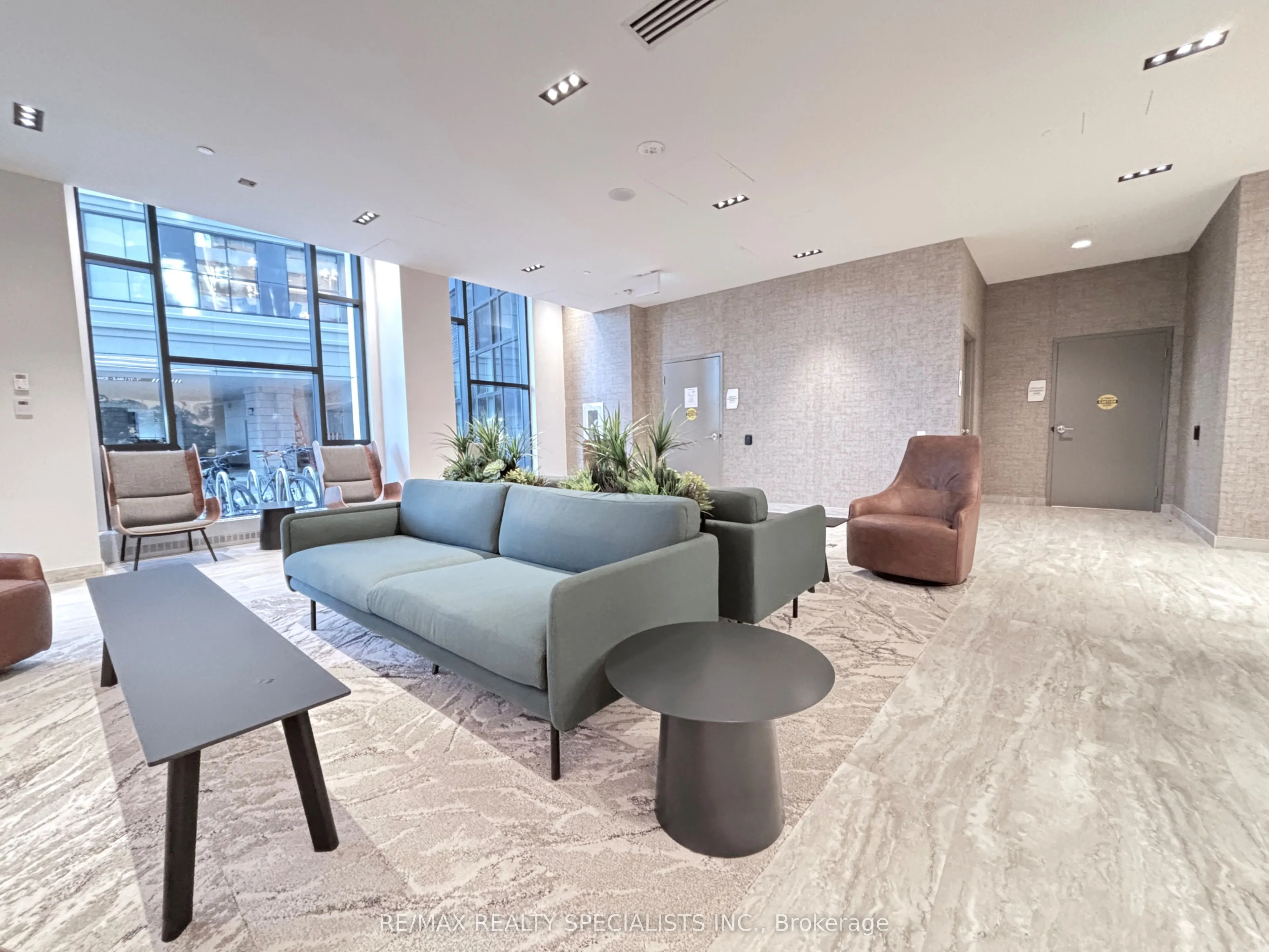 2485 Eglinton Avenue W, #1224