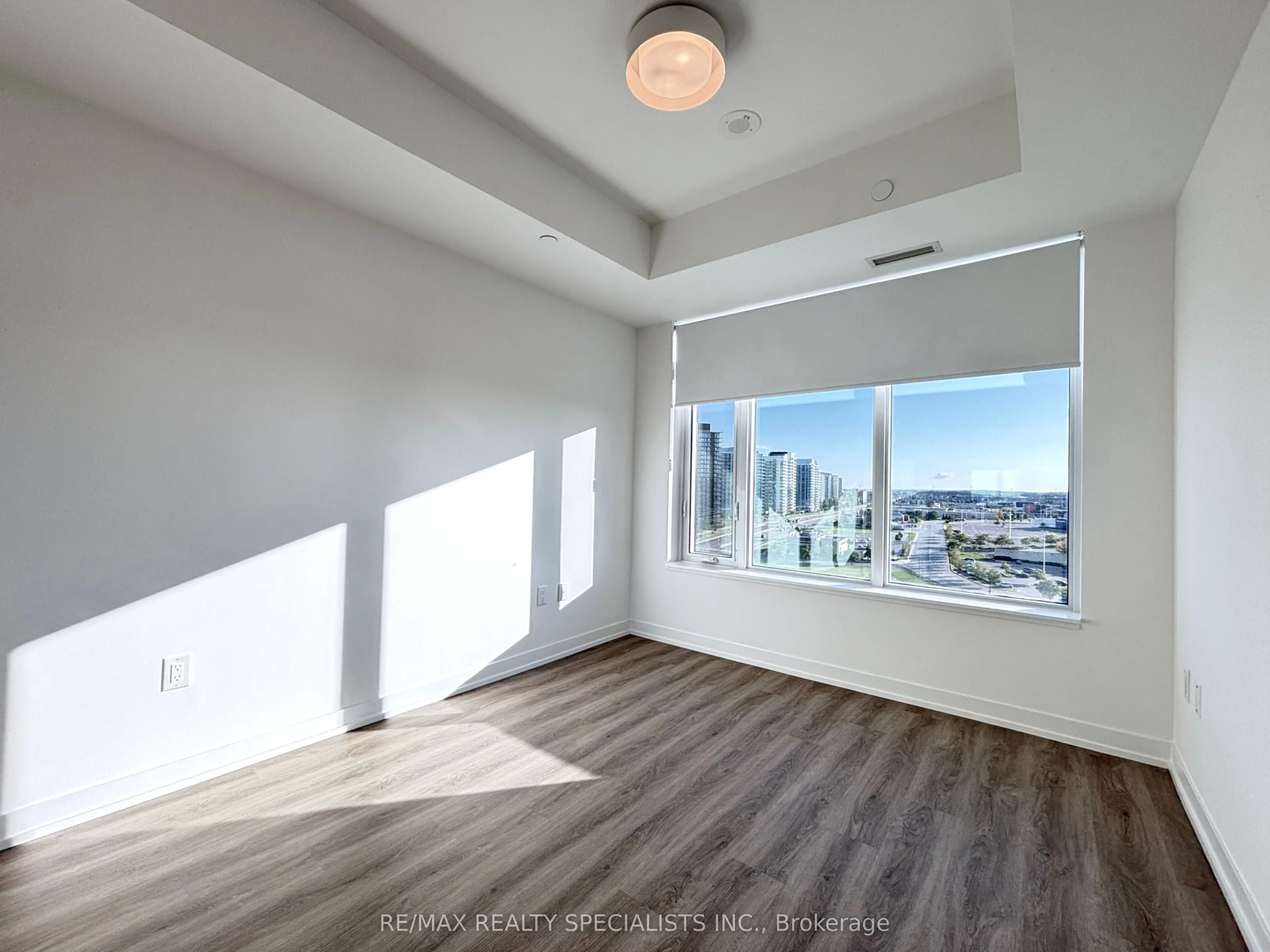 2485 Eglinton Avenue W, #1224