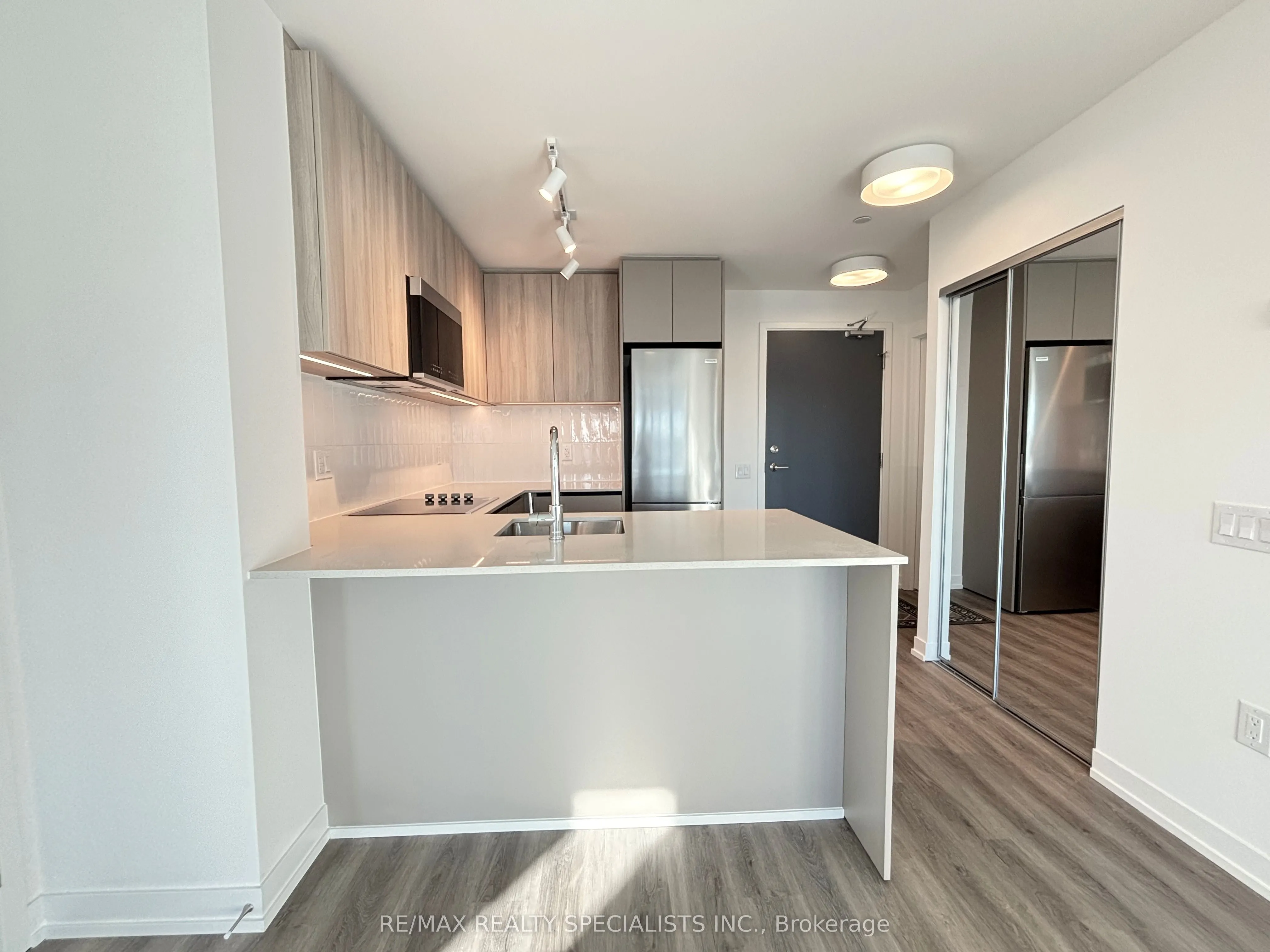 2485 Eglinton Avenue W, #1224