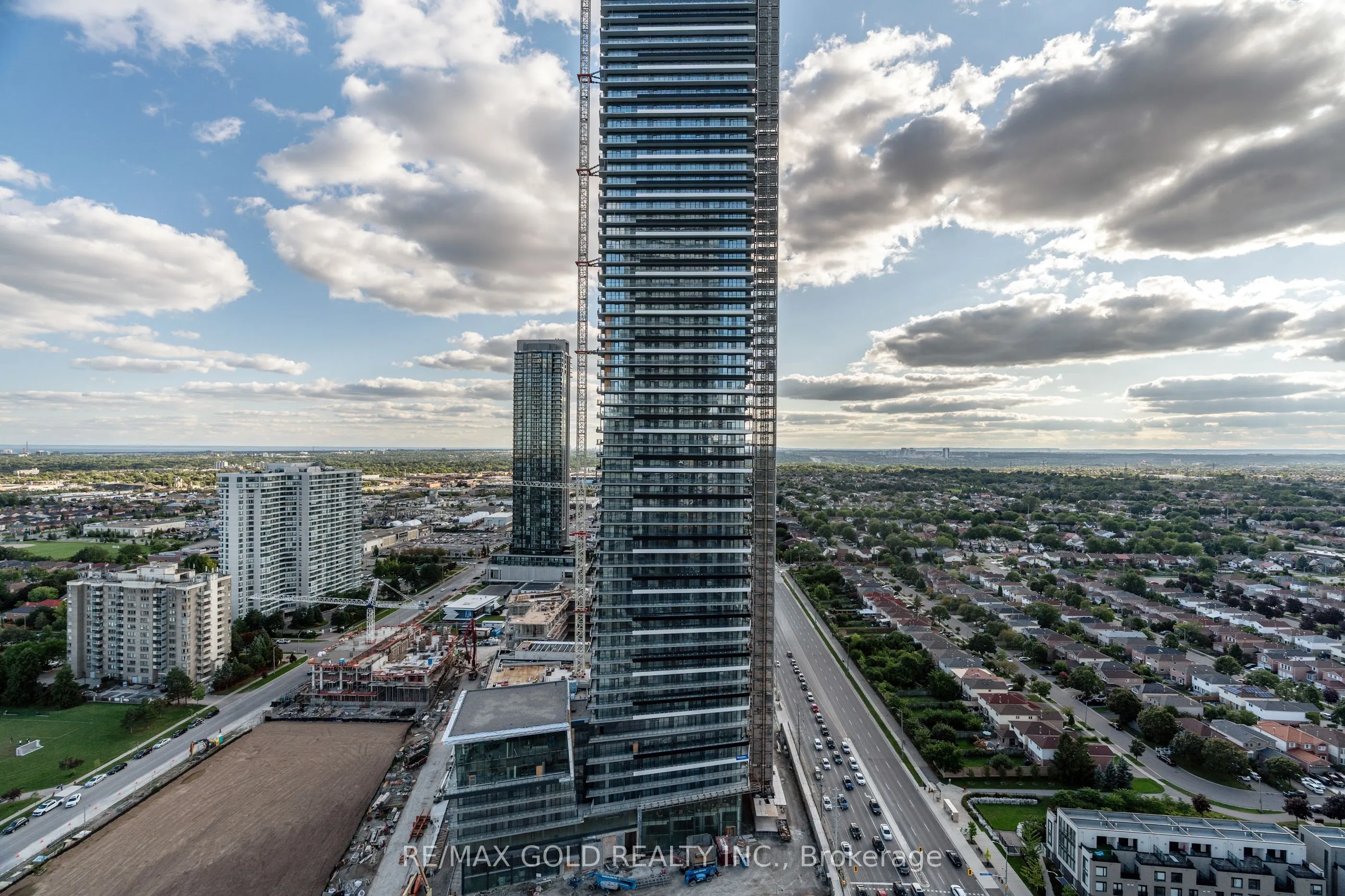 3900 Confedration Parkway, #2707