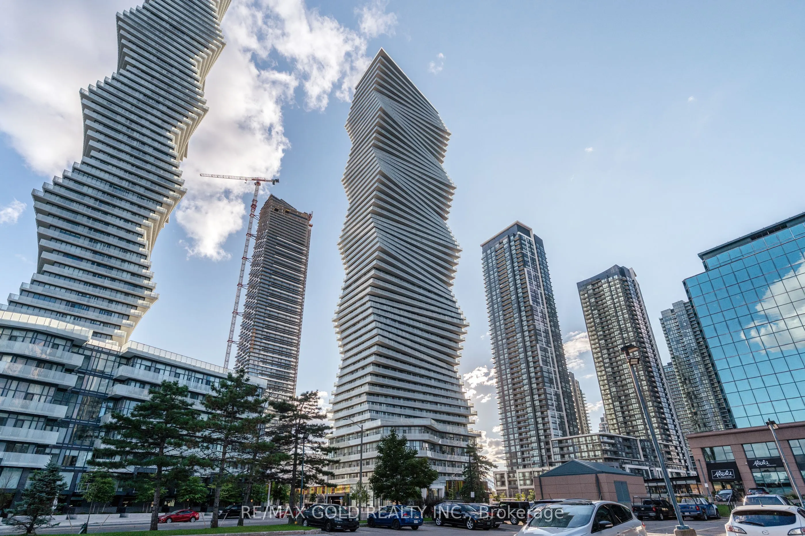 3900 Confedration Parkway, #2707