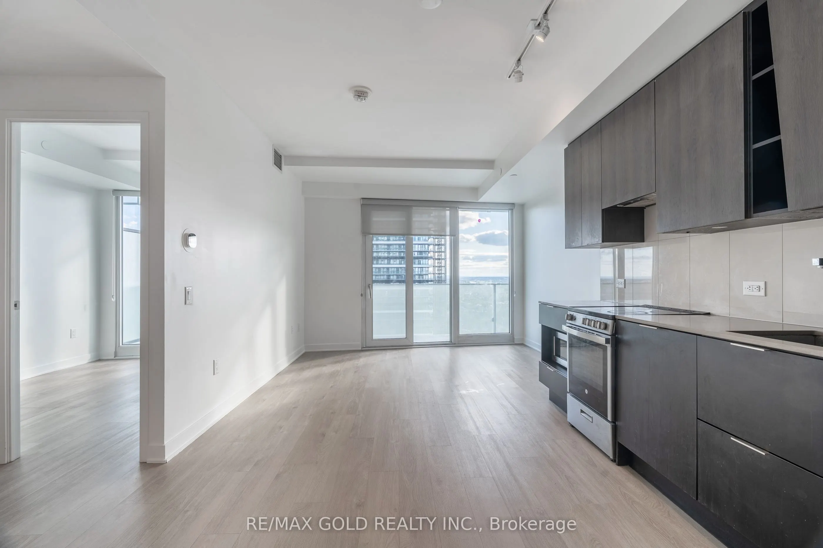 3900 Confedration Parkway, #2707