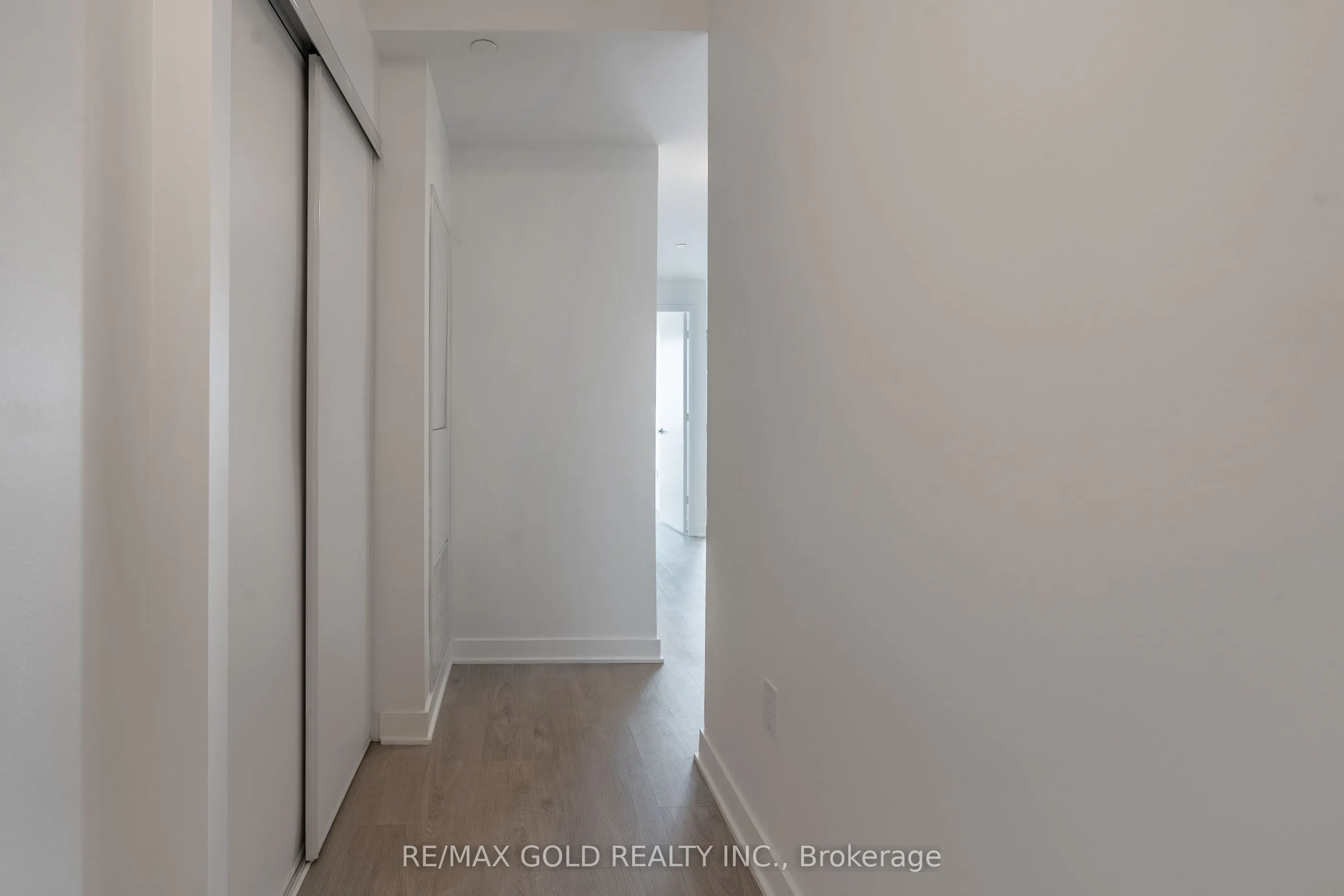 3900 Confedration Parkway, #2707