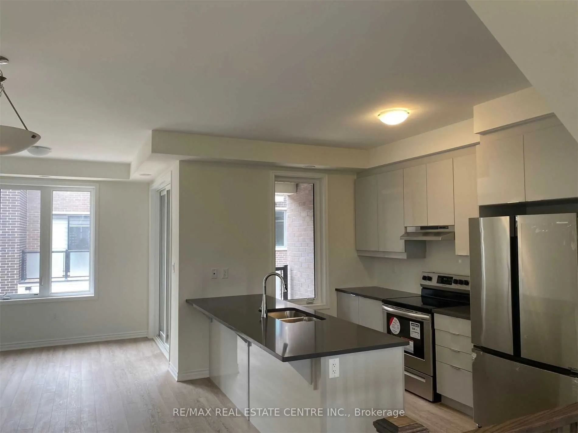 23 Summer Wind Lane