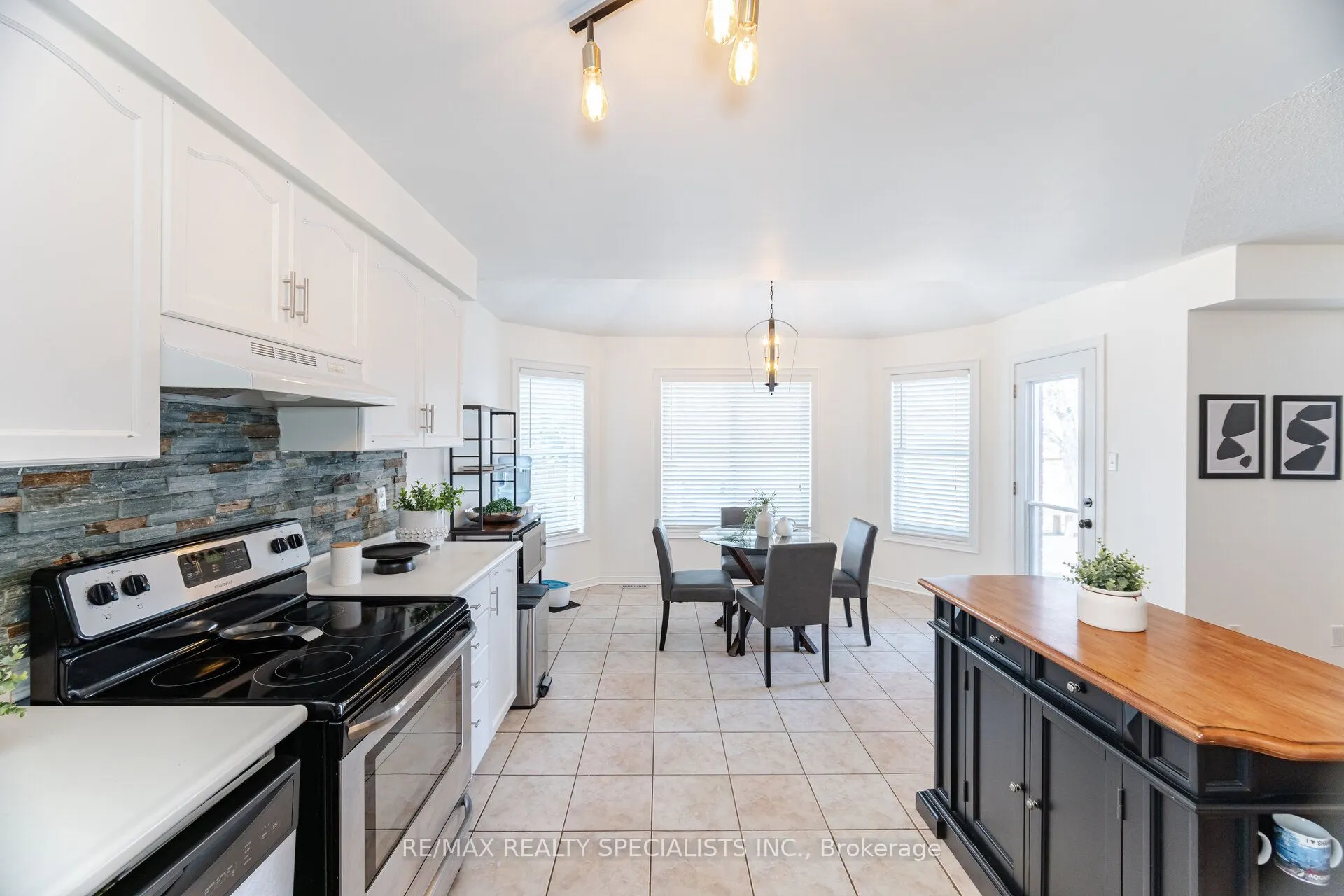 7405 Banffshire Court
