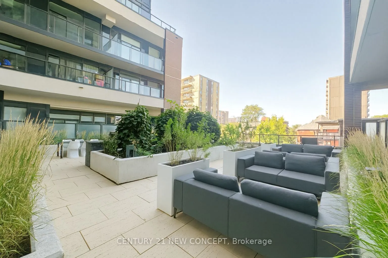 270 Dufferin Street, #608