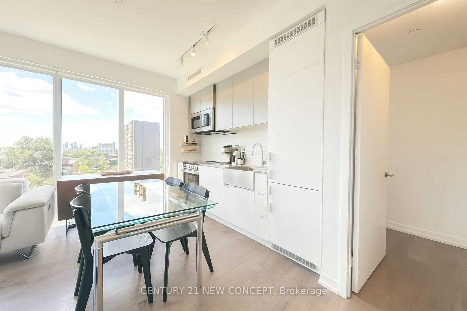 270 Dufferin Street, #608