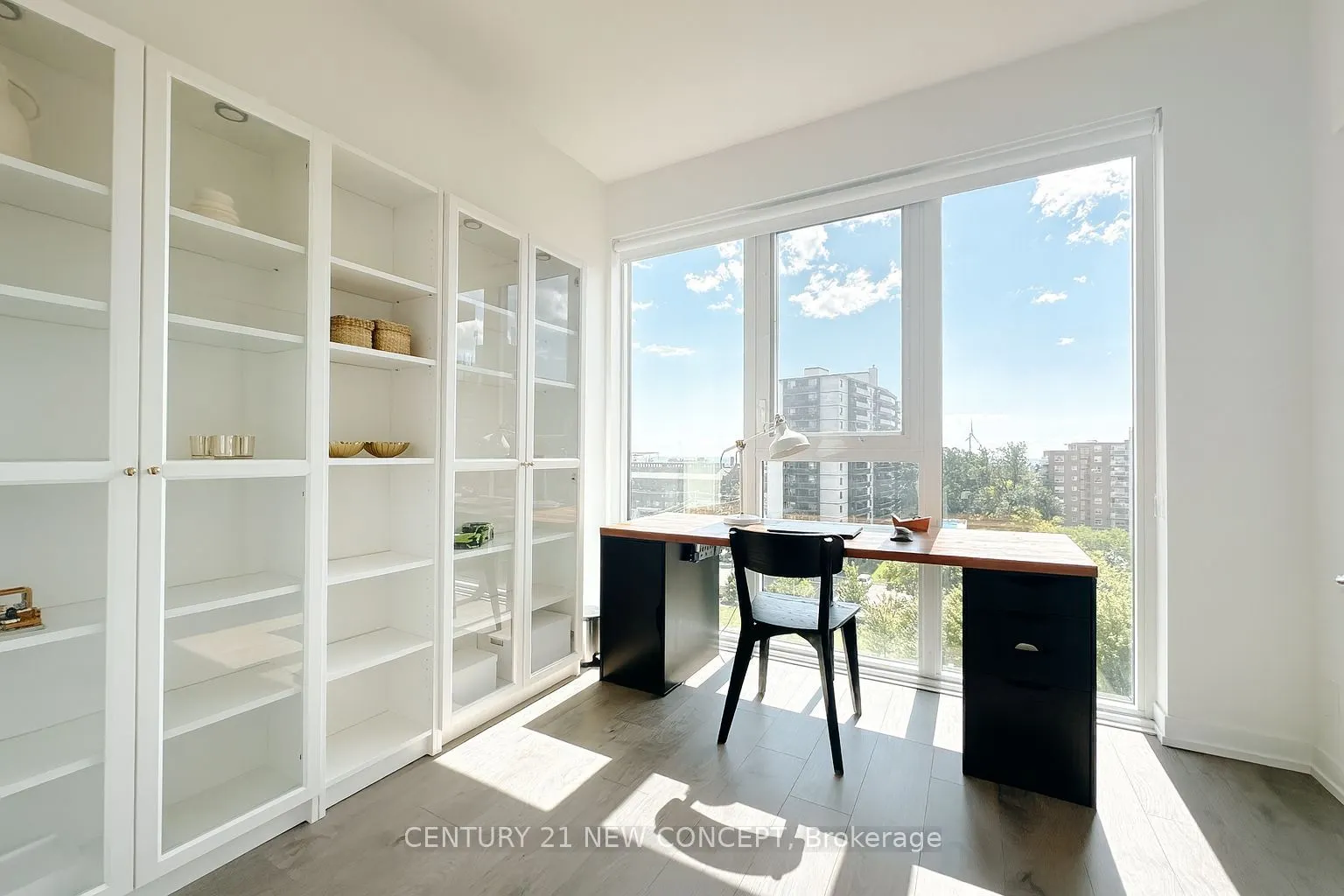 270 Dufferin Street, #608
