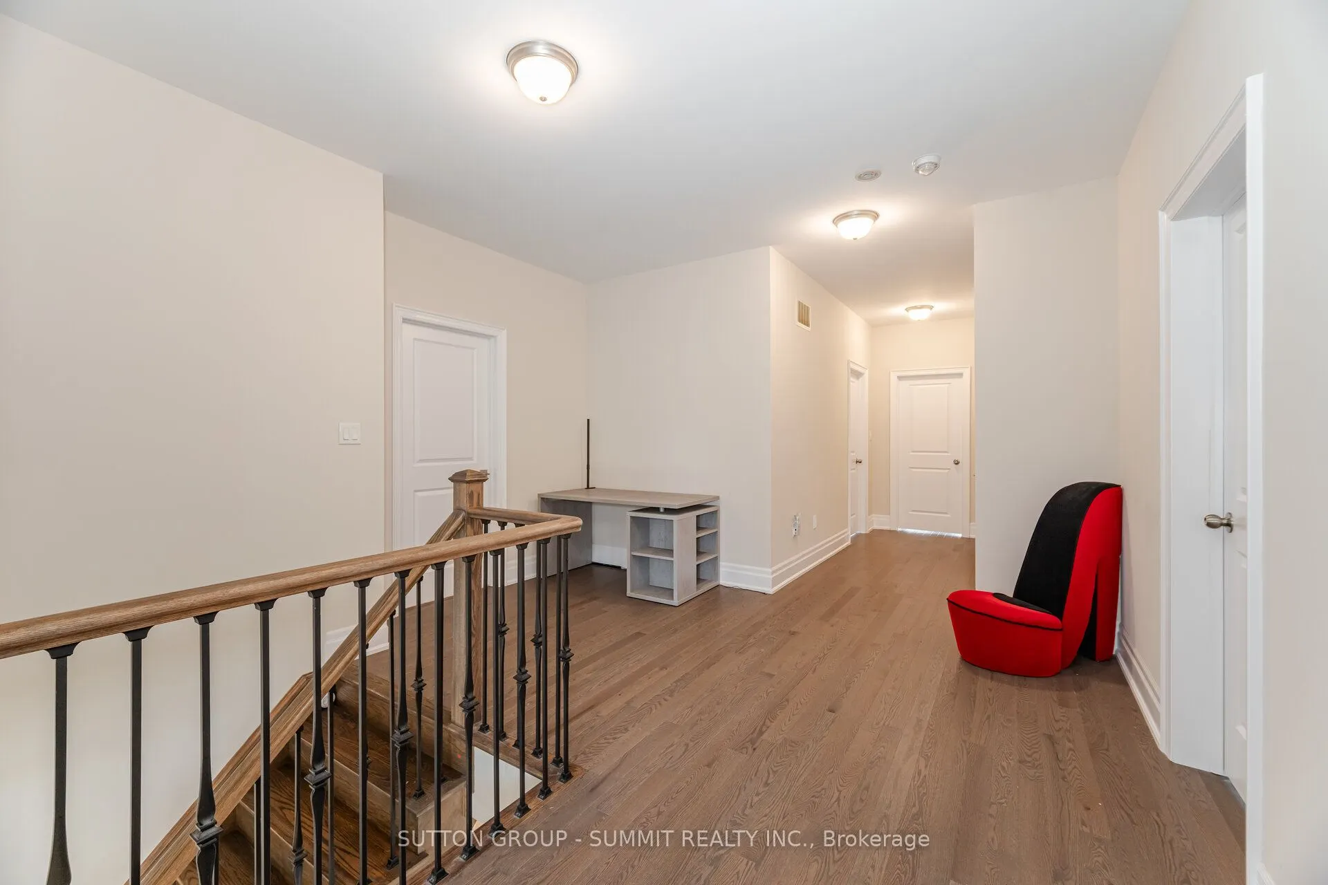 20 Settlers Field Road
