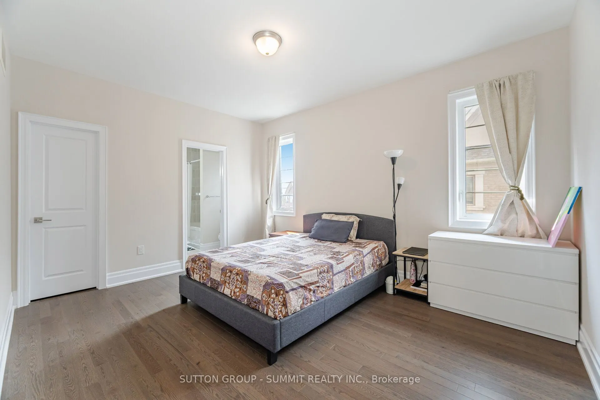 20 Settlers Field Road