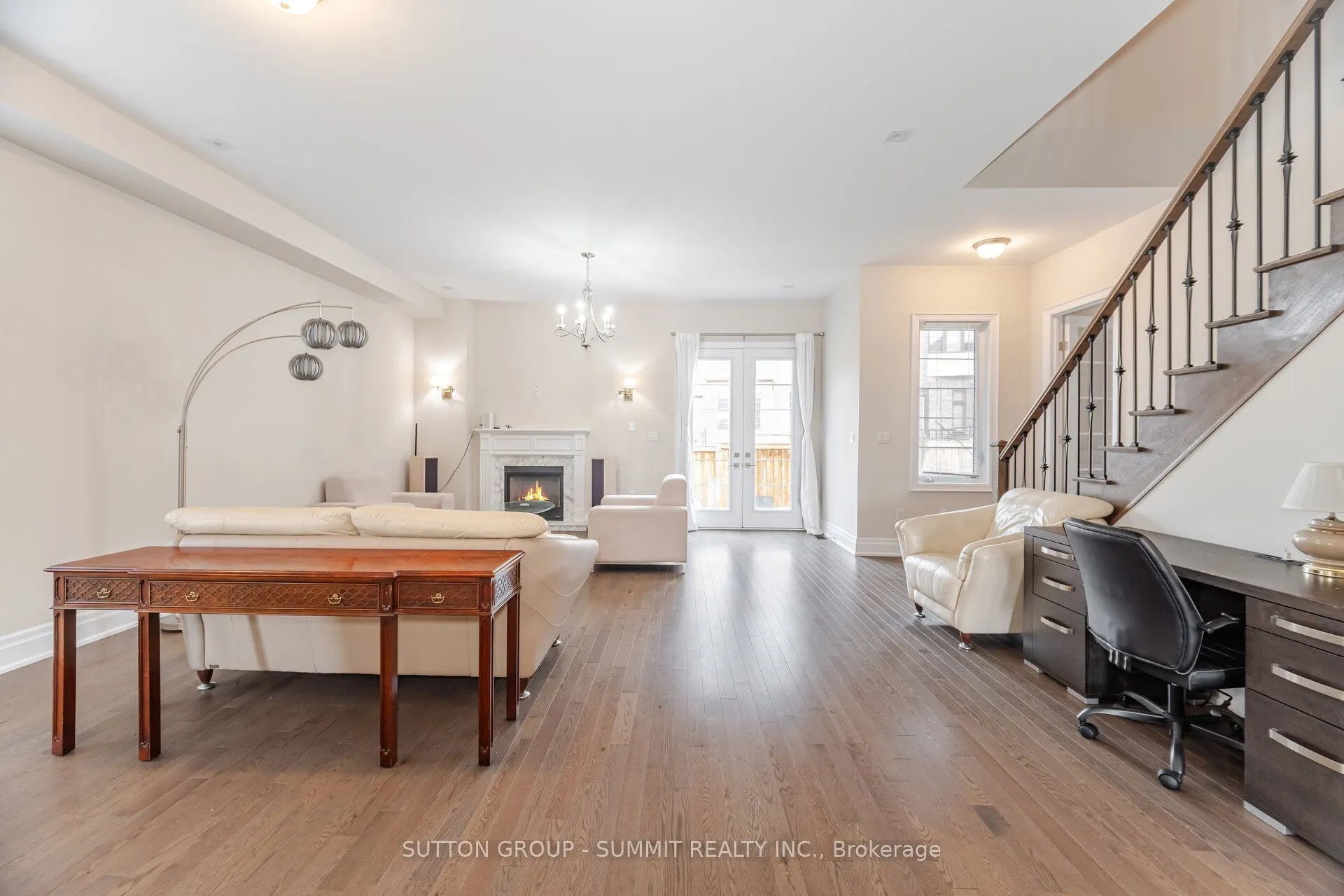 20 Settlers Field Road