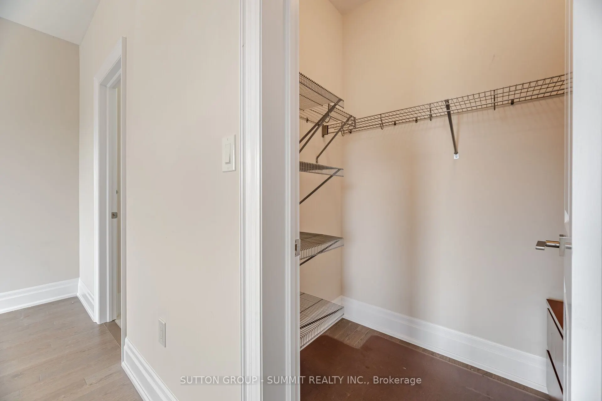 20 Settlers Field Road
