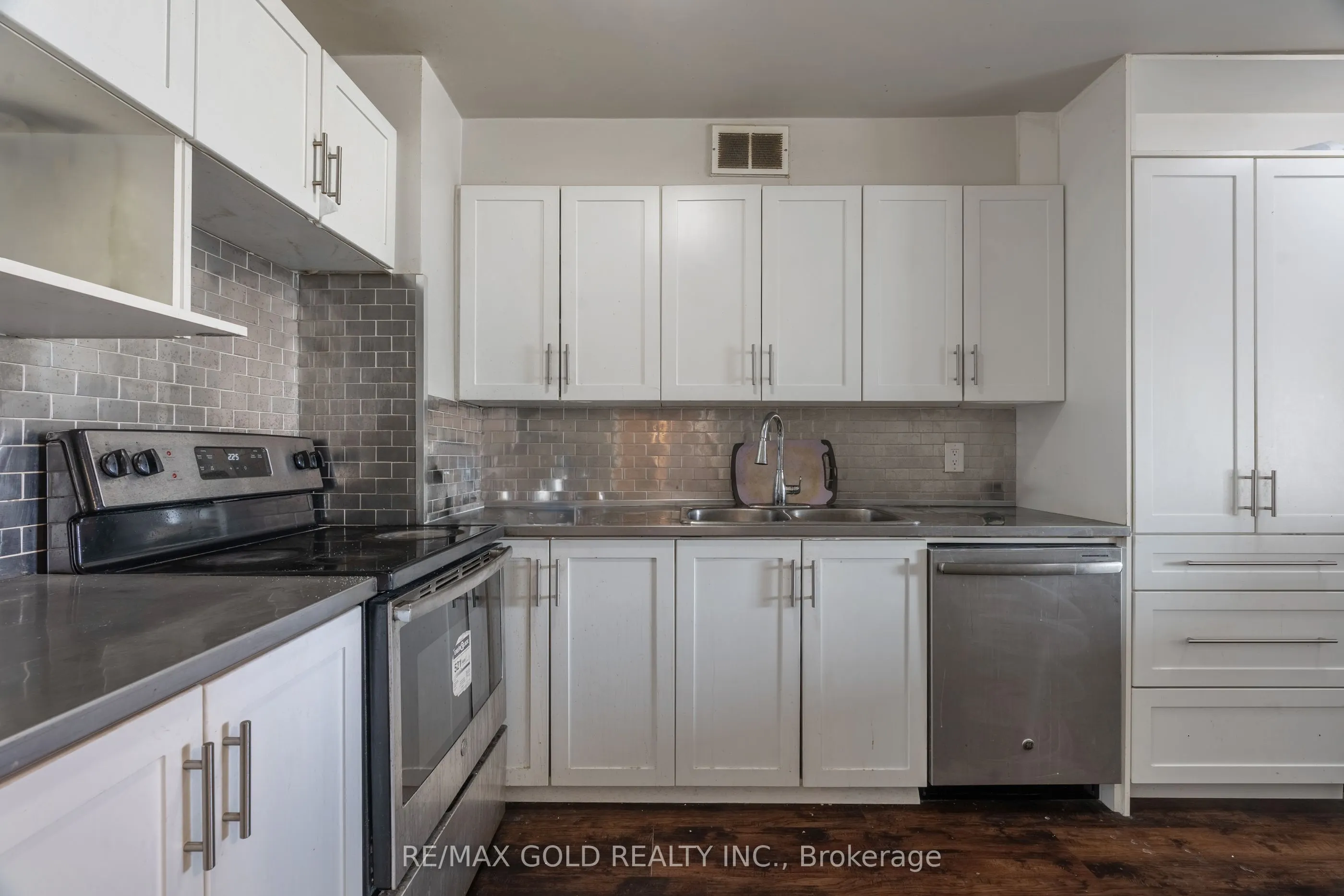 1 Four Winds Drive, #502