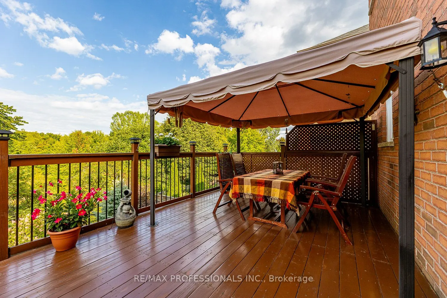 45 Silvervalley Drive