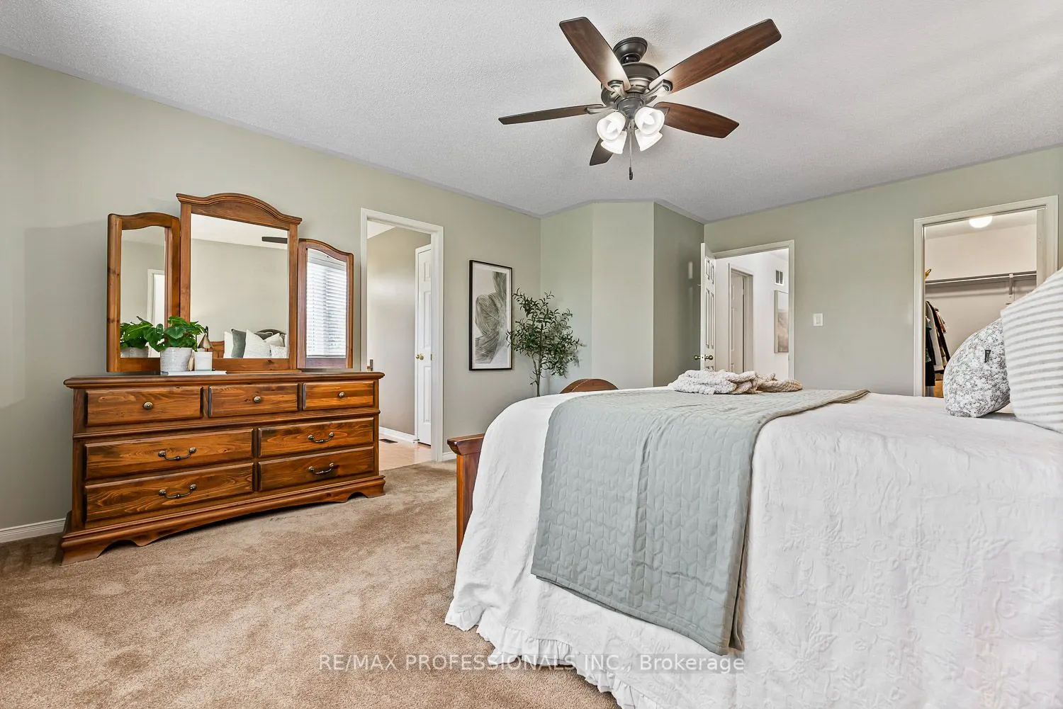 45 Silvervalley Drive