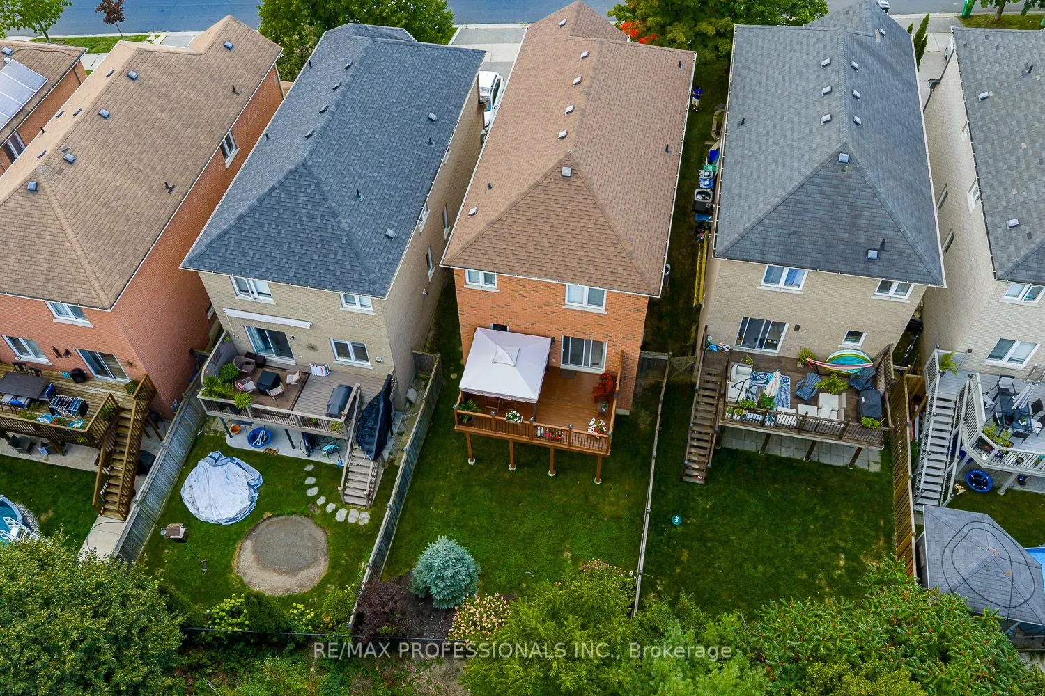 45 Silvervalley Drive