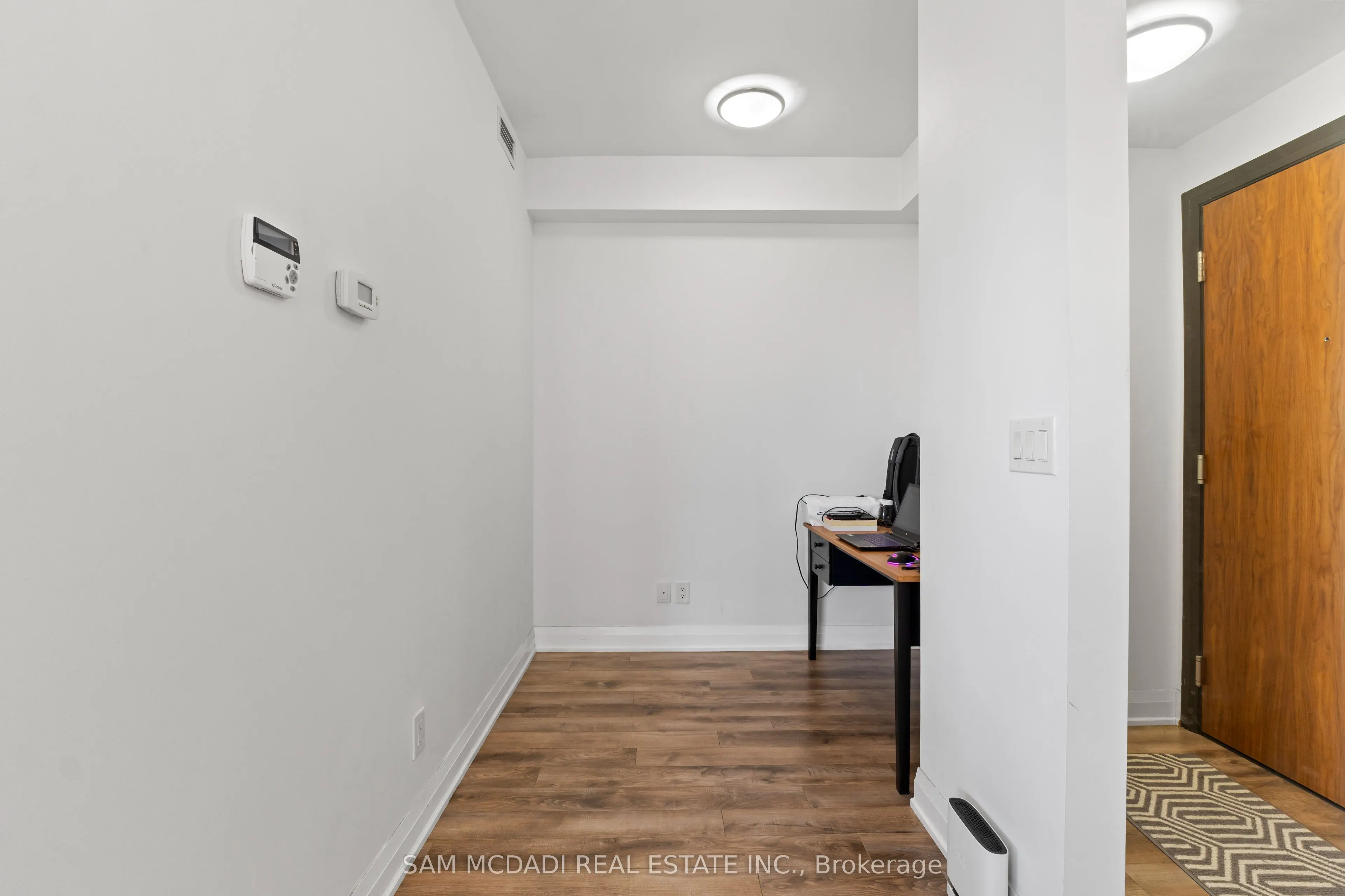 36 Park Lawn Road, #1109
