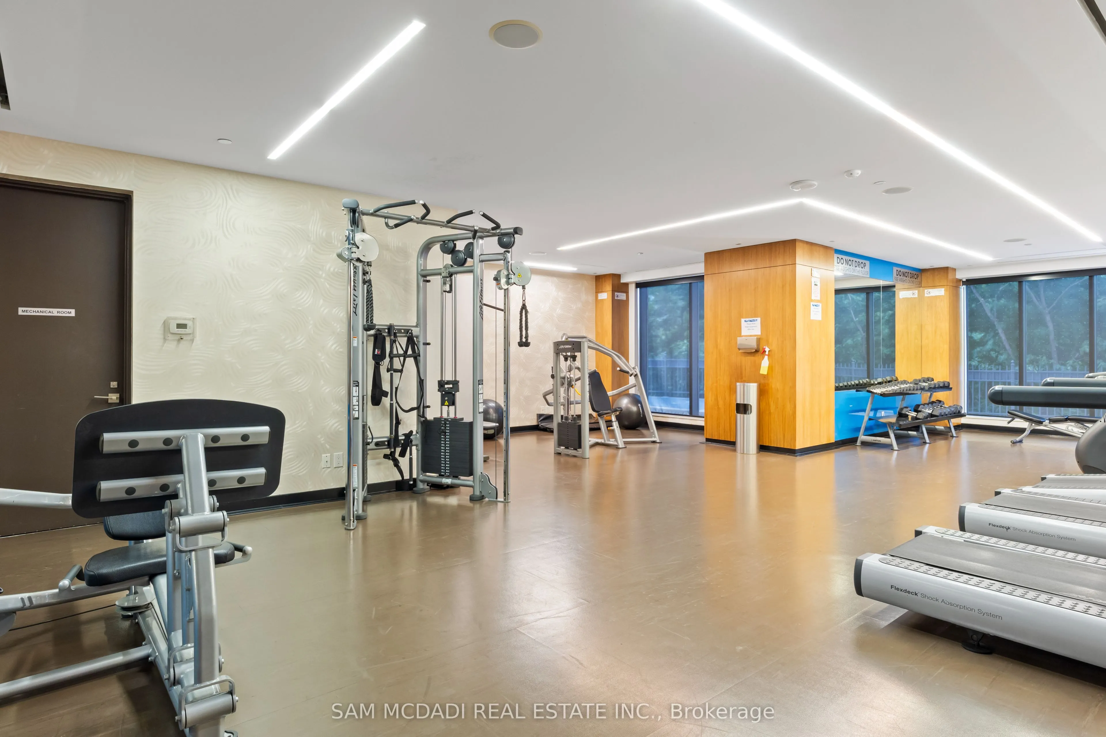 36 Park Lawn Road, #1109