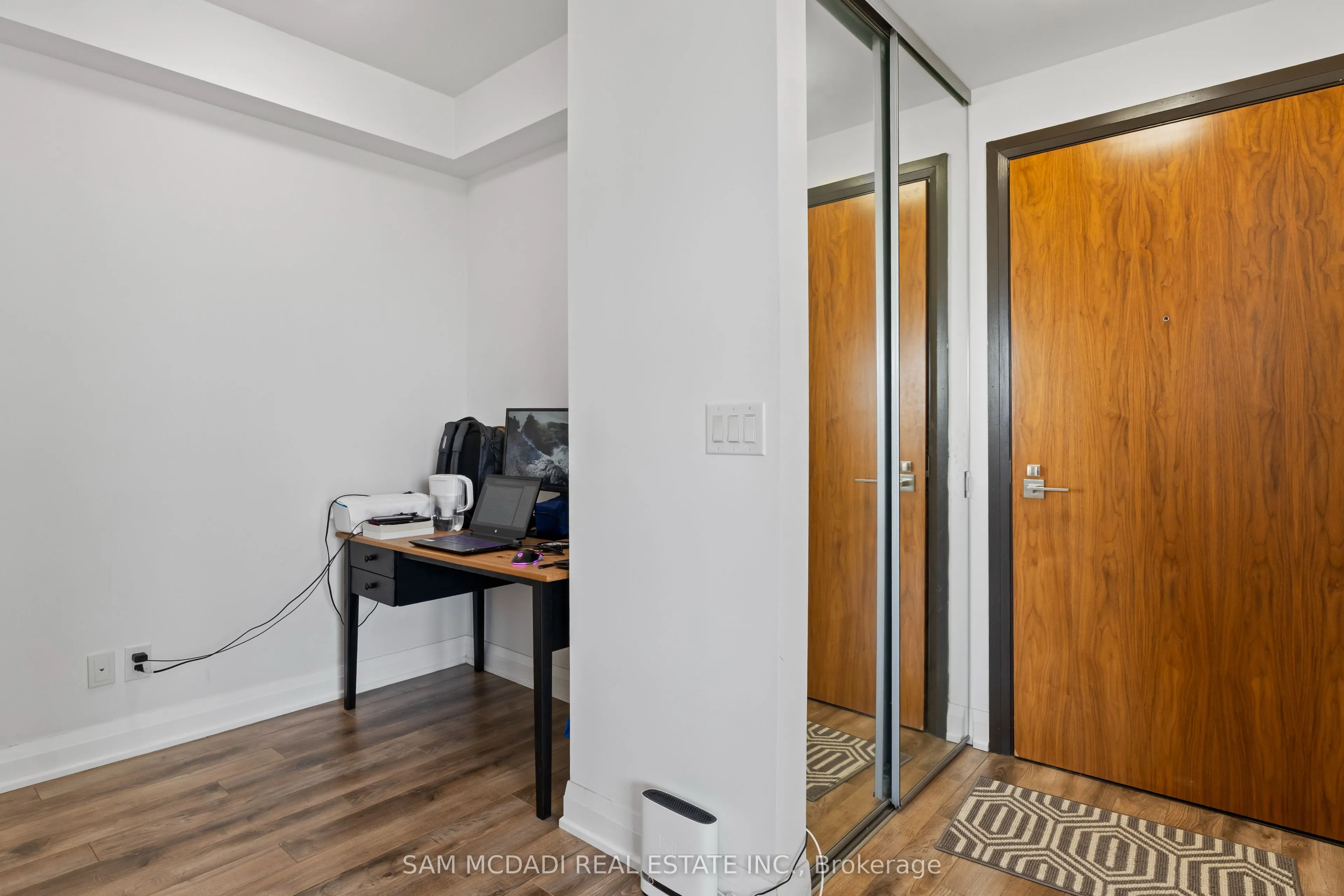 36 Park Lawn Road, #1109