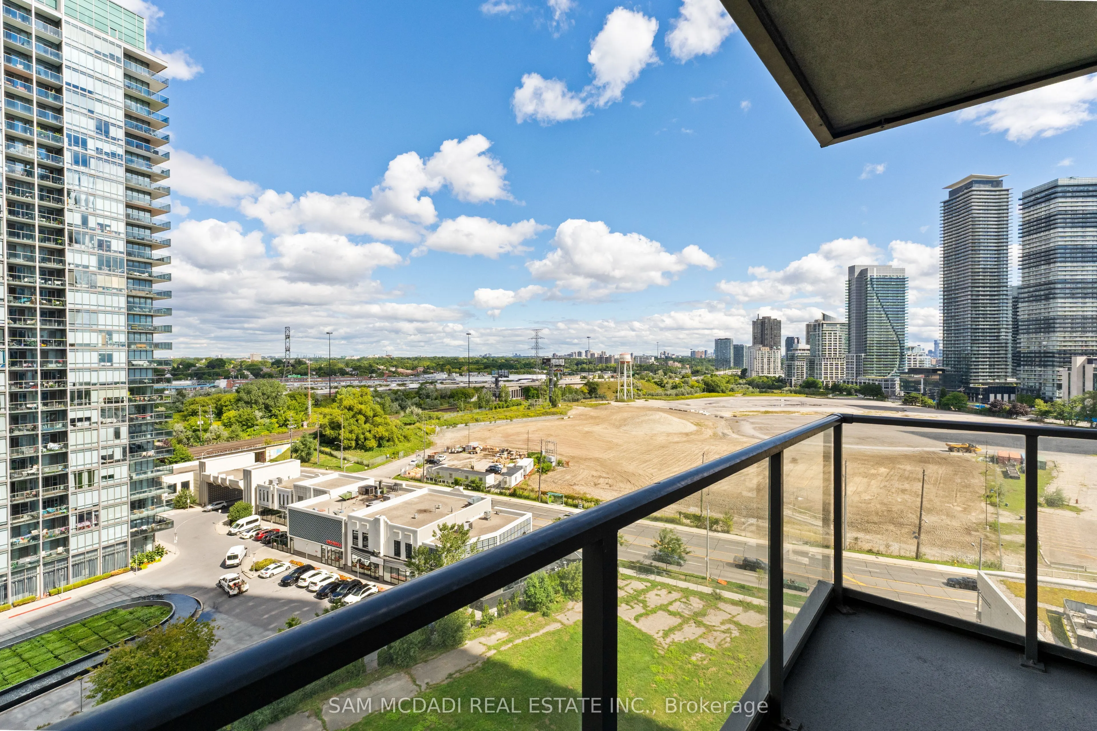 36 Park Lawn Road, #1109