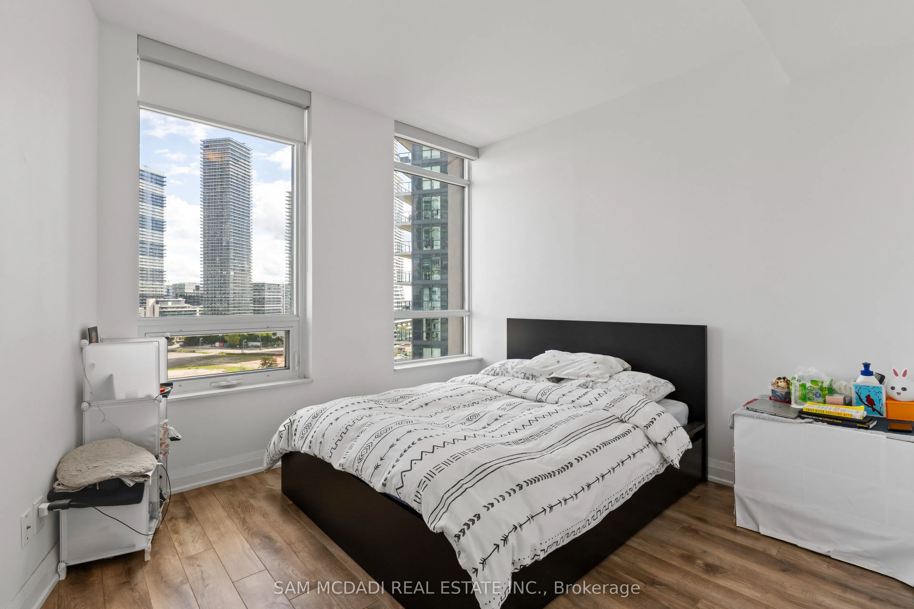 36 Park Lawn Road, #1109