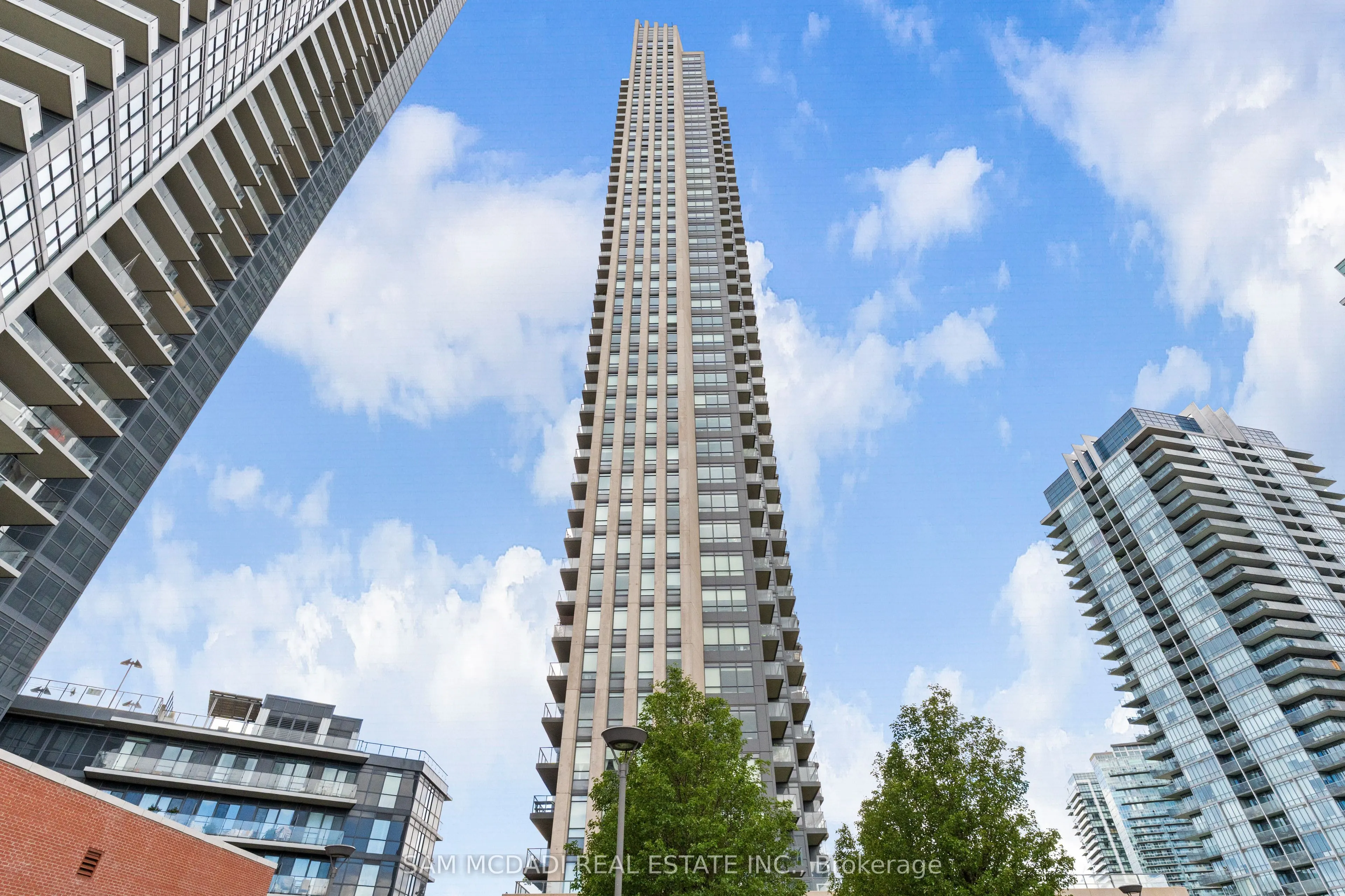 36 Park Lawn Road, #1109