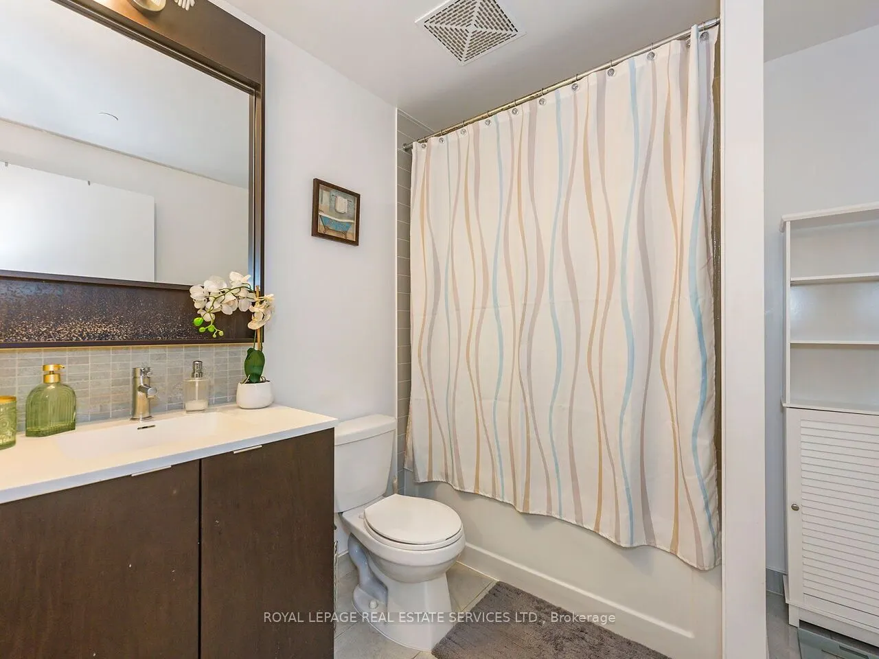 2560 Eglinton Avenue W, #1807
