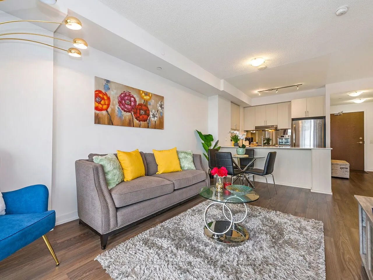 2560 Eglinton Avenue W, #1807