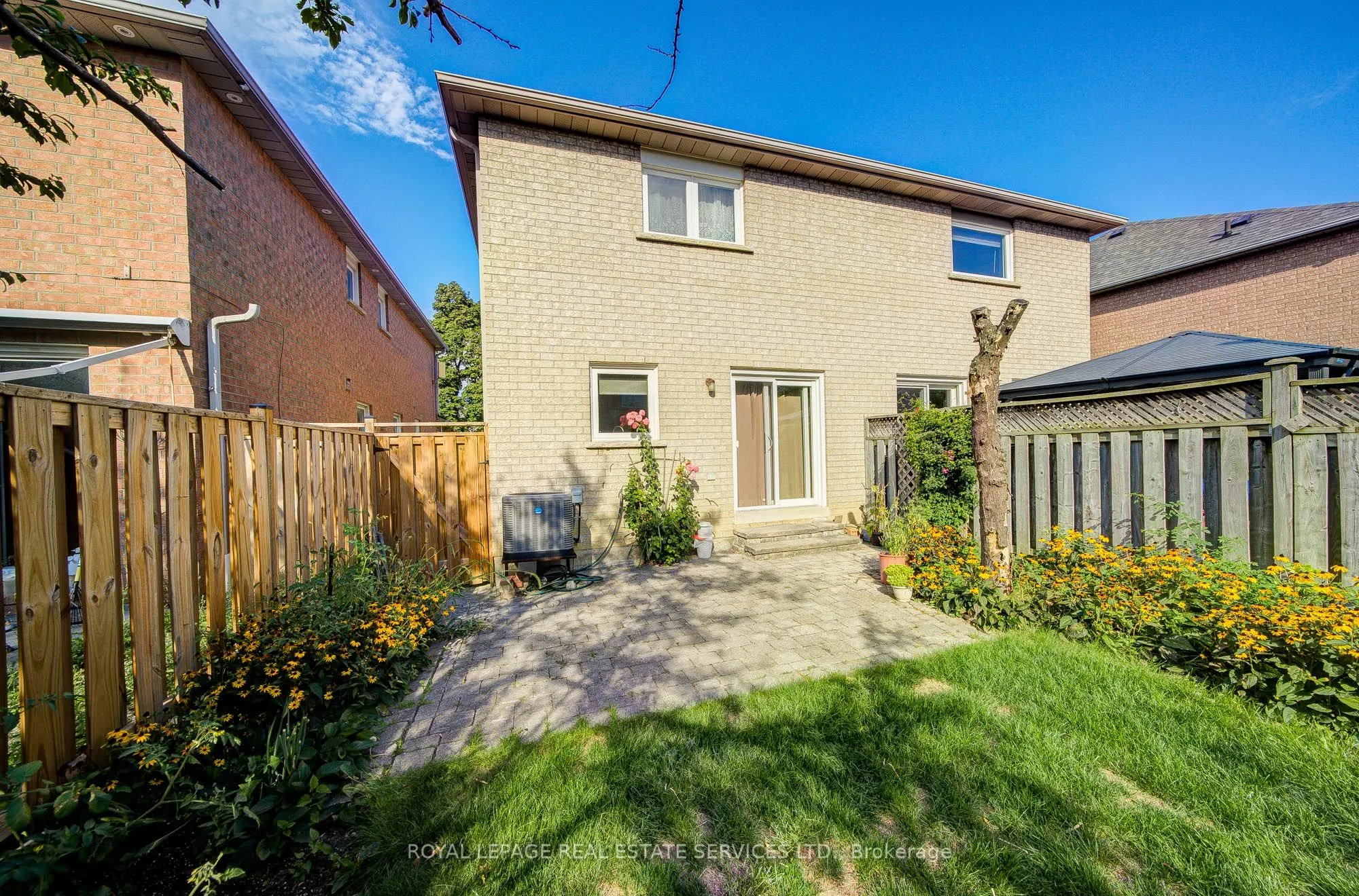 5575 Richmeadow Mews