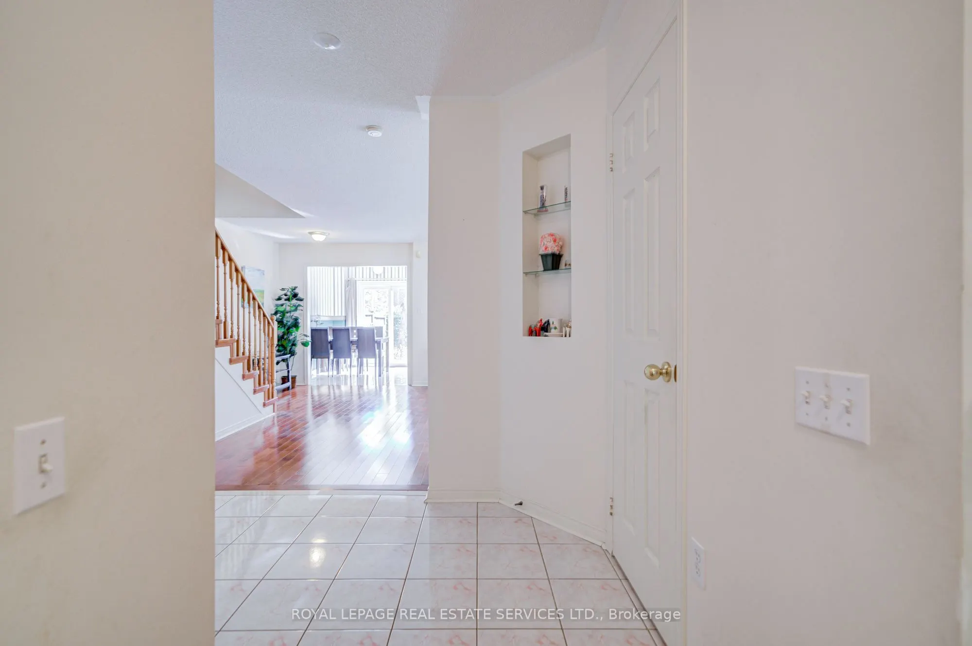 5575 Richmeadow Mews