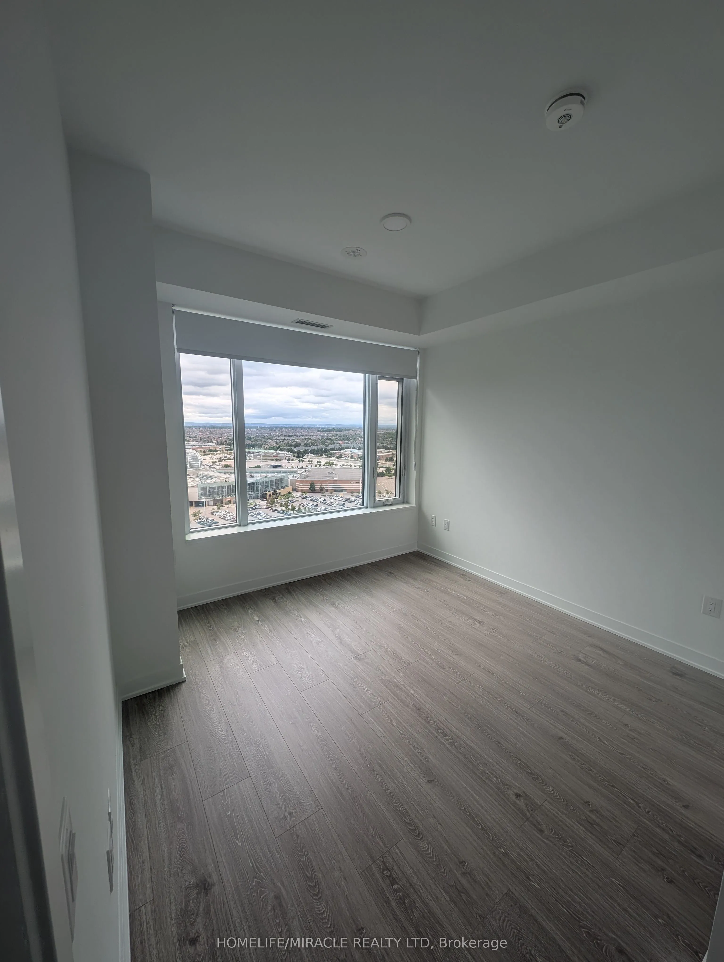 2495 Eglinton Avenue W, #2204