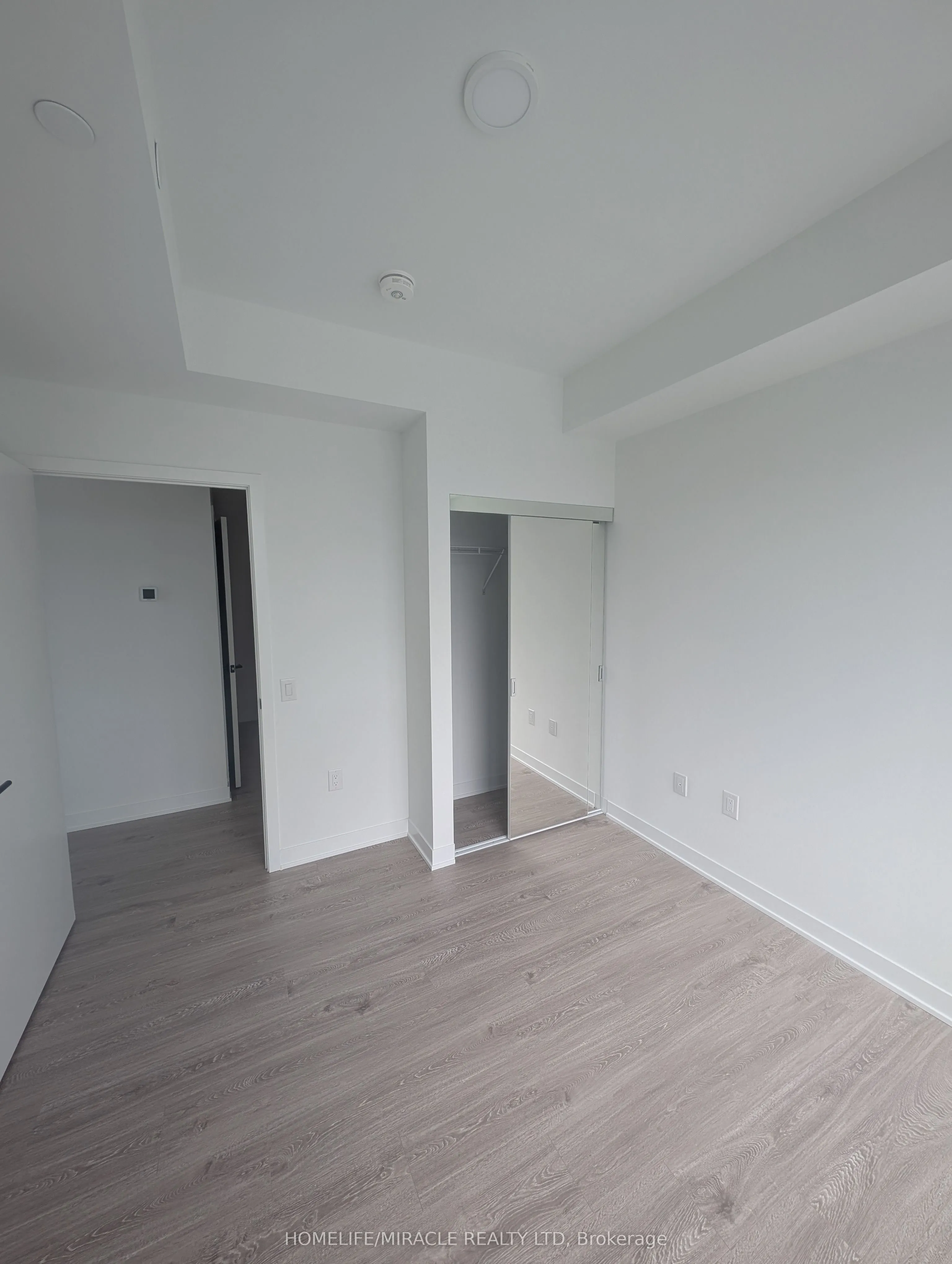 2495 Eglinton Avenue W, #2204
