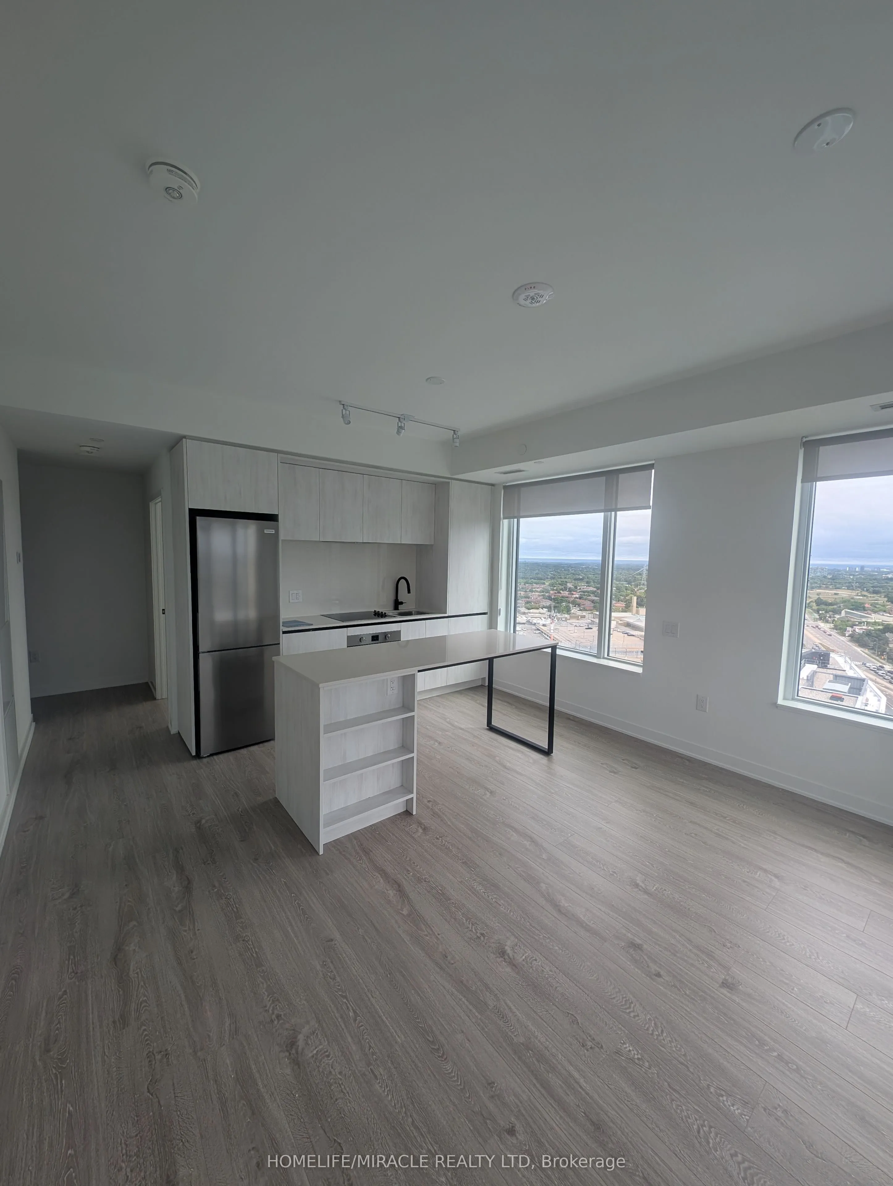 2495 Eglinton Avenue W, #2204