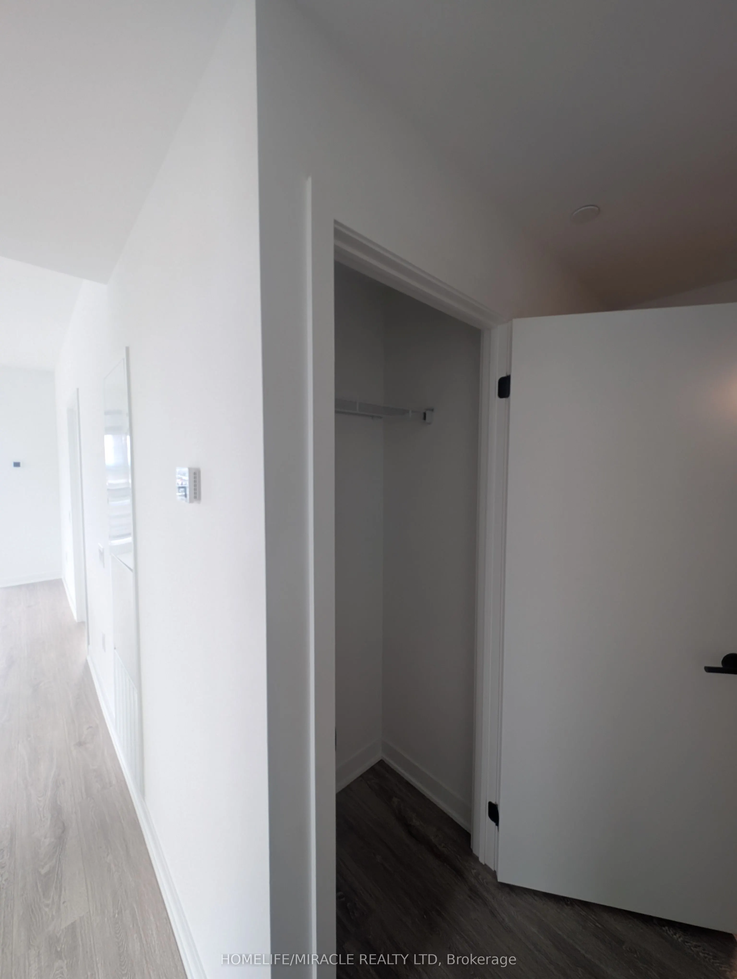 2495 Eglinton Avenue W, #2204