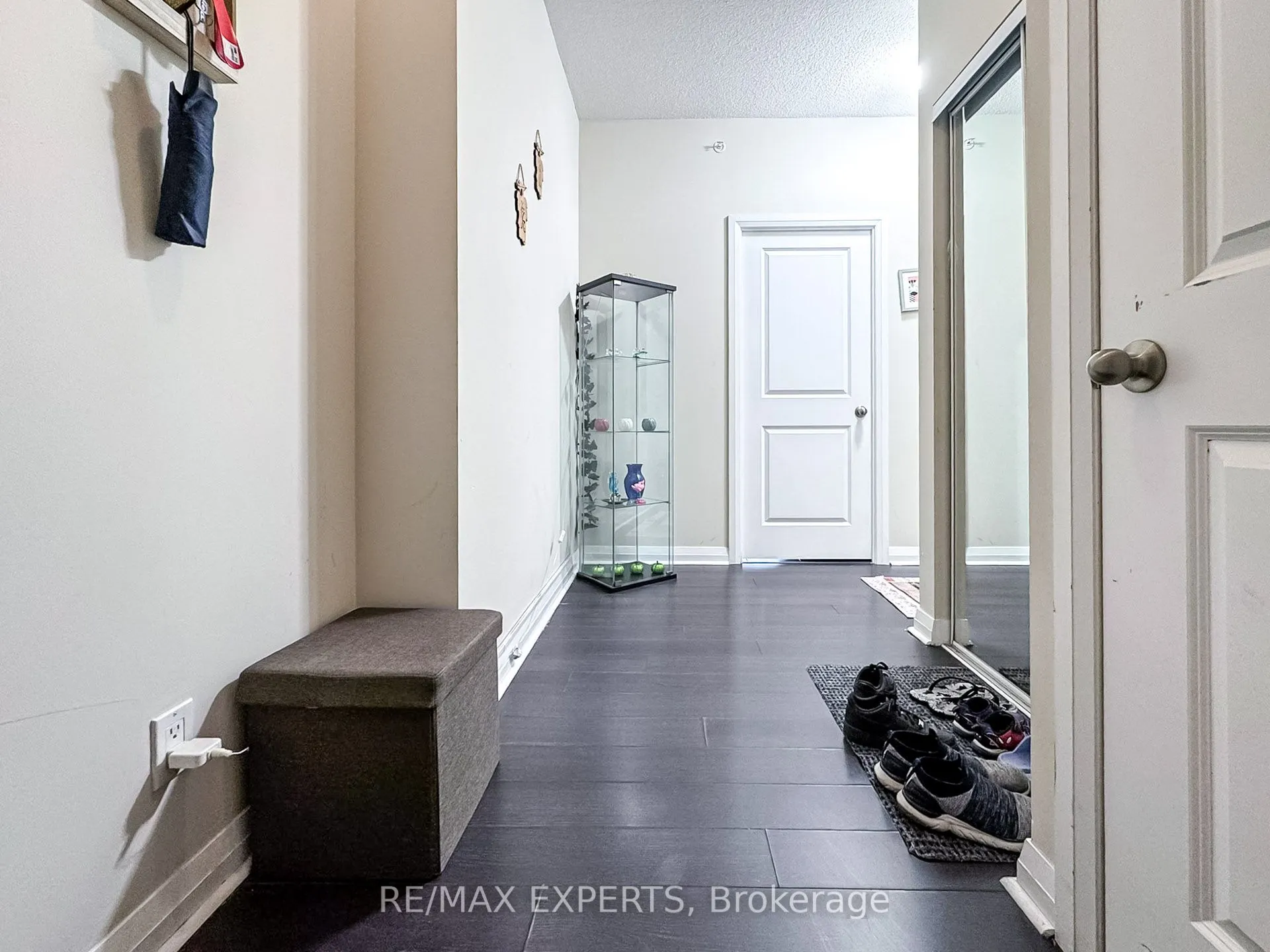 55 Eglinton Avenue W, #504