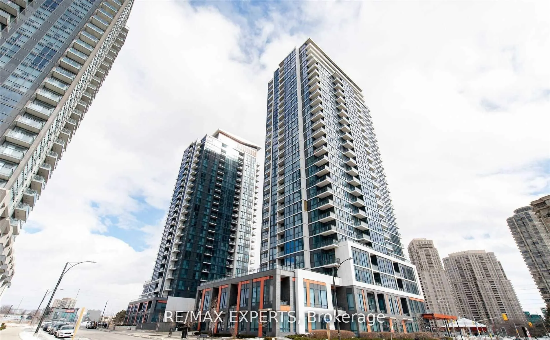 55 Eglinton Avenue W, #504