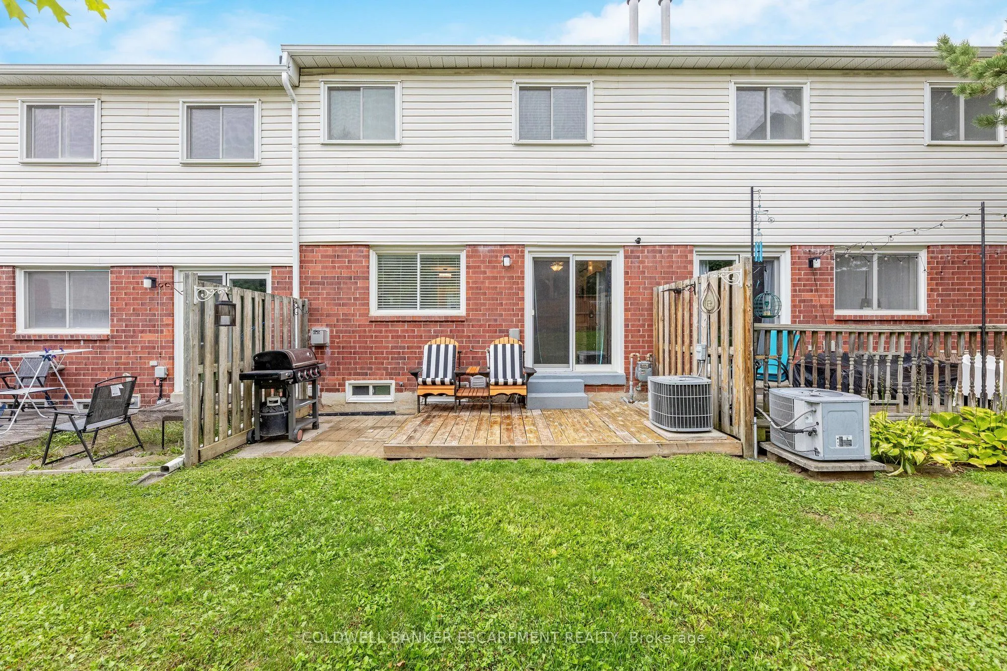 22 Stewart Maclaren Road, #25