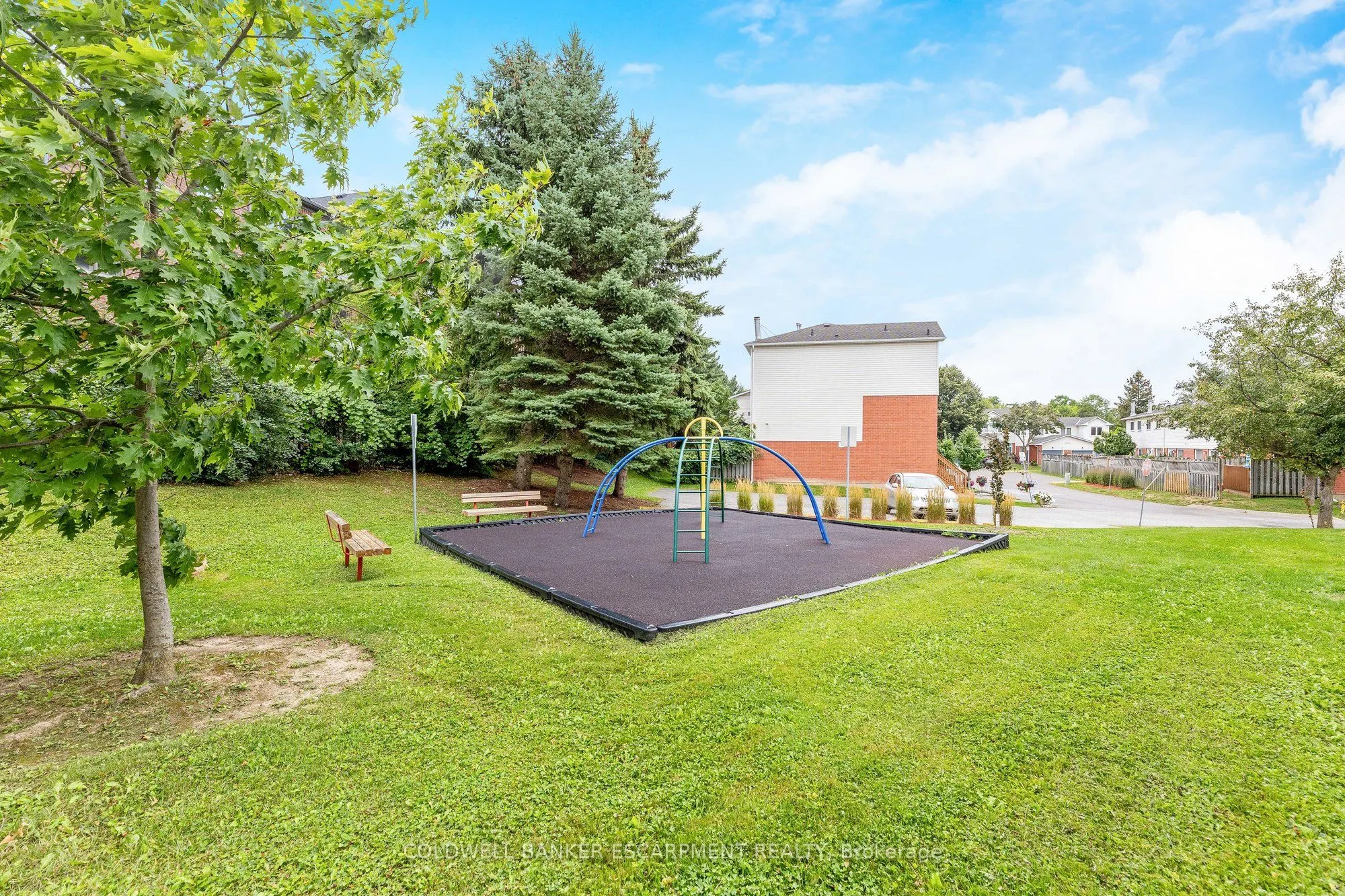 22 Stewart Maclaren Road, #25