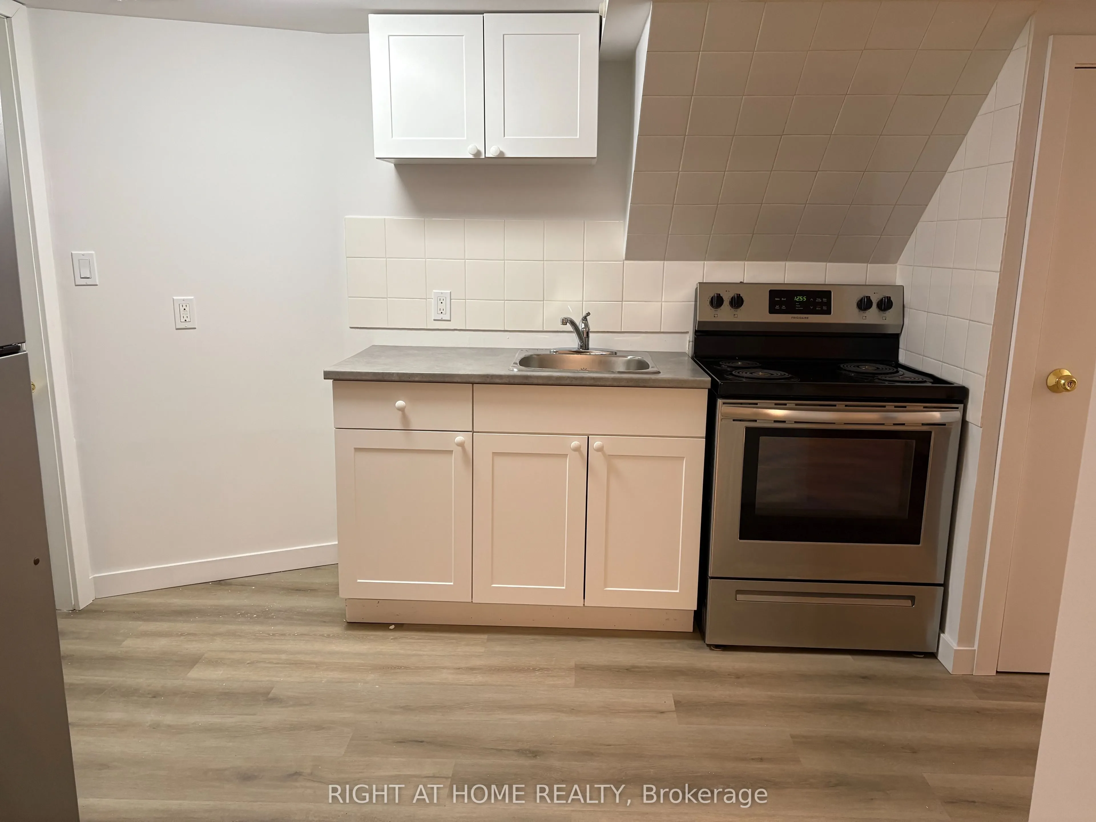 85 Floral Parkway, #Unit Bsmt