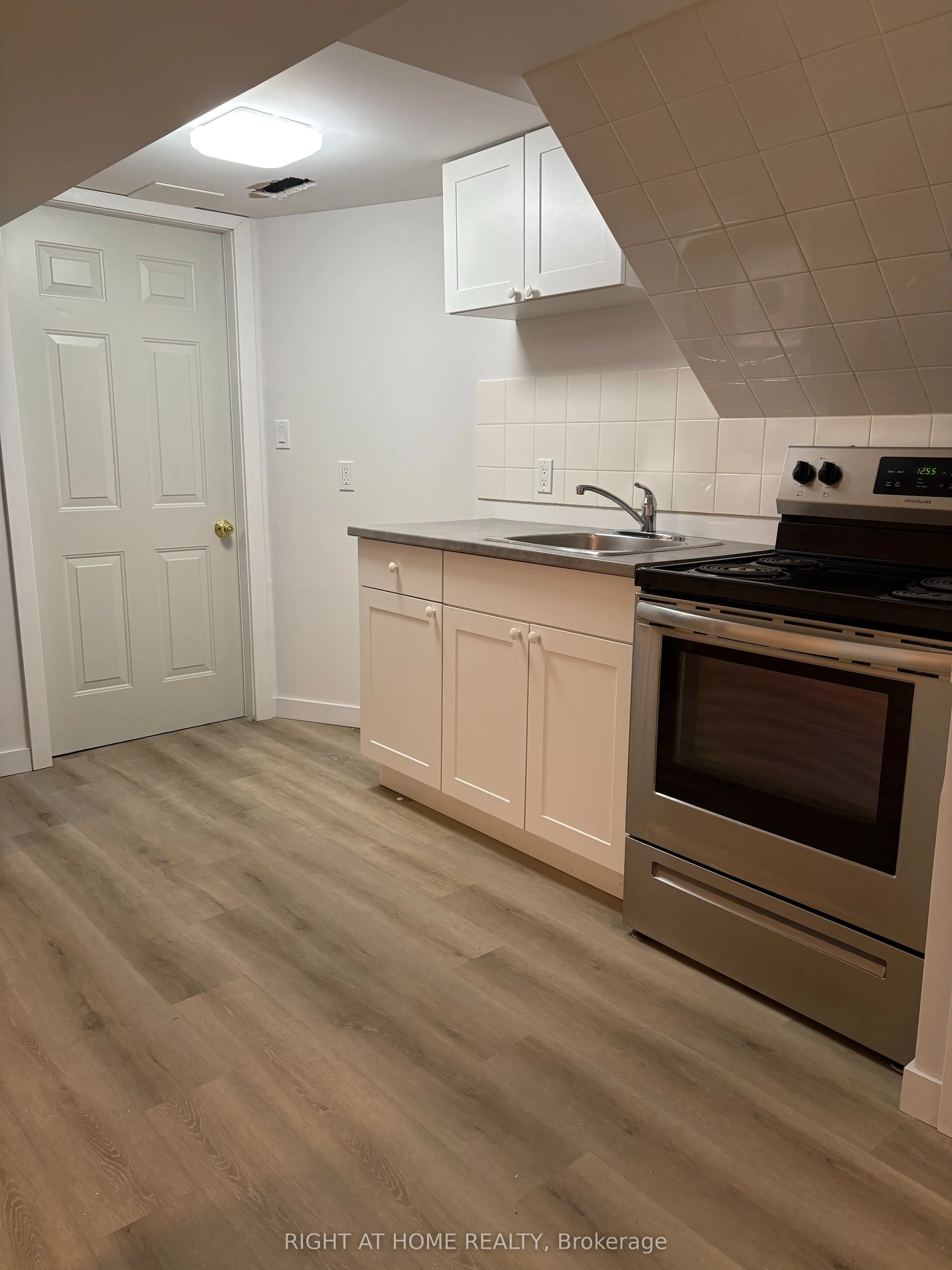 85 Floral Parkway, #Unit Bsmt