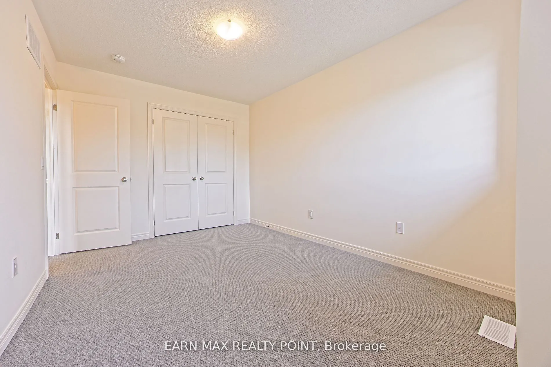 6 Gosset Road