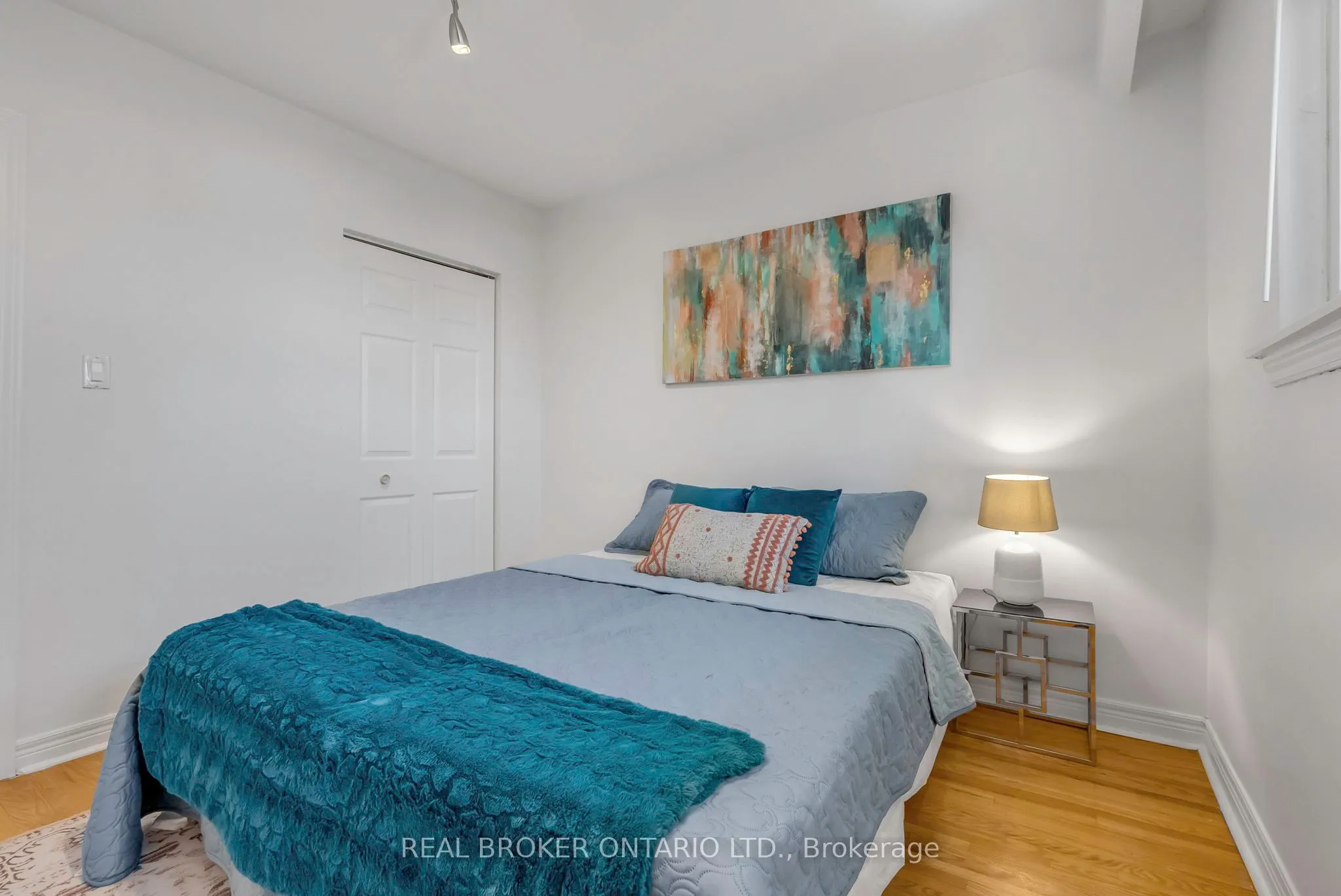 3465 Orion Crescent